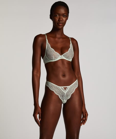 Cheekini Isabelle, Vert