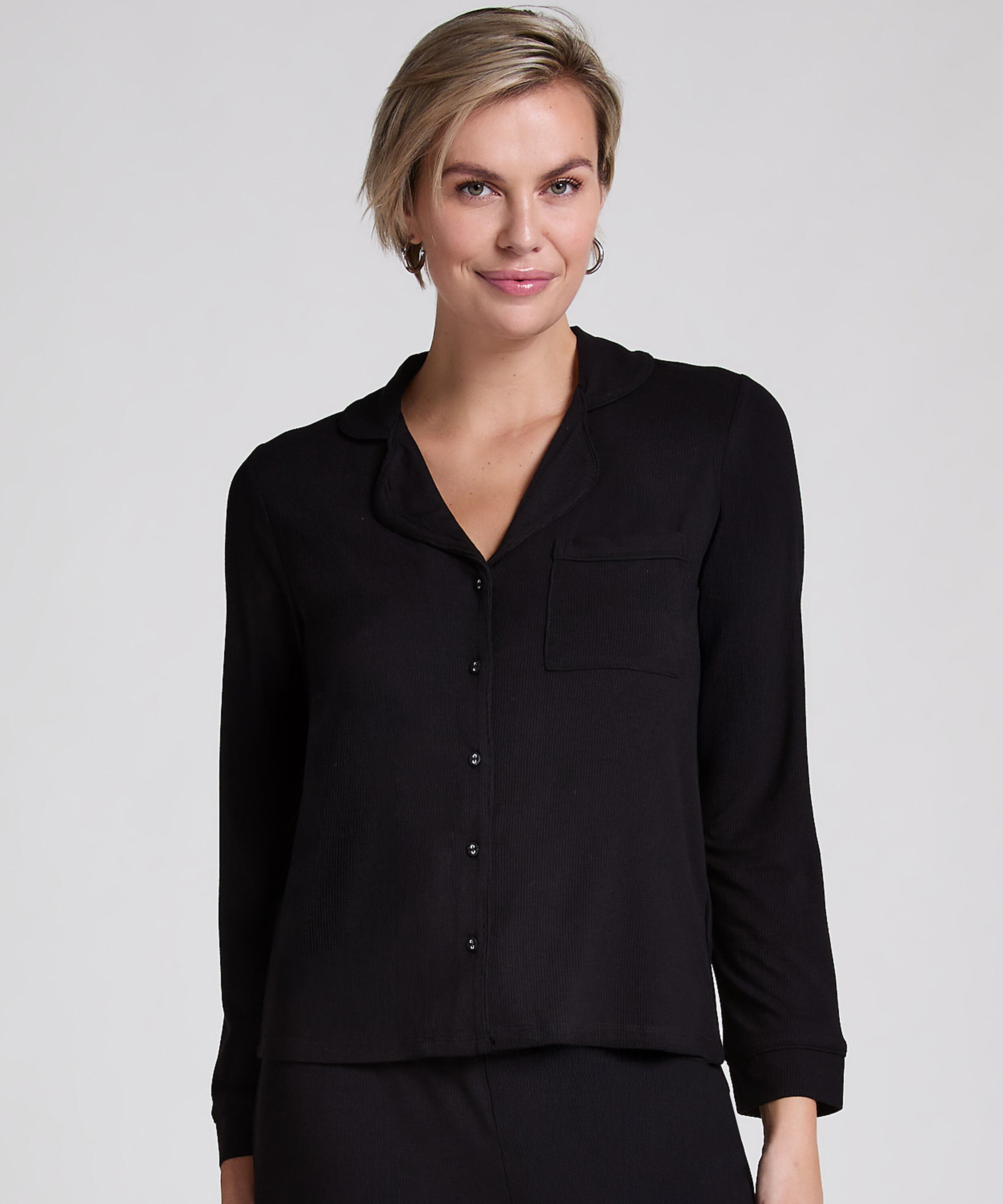 Chemise côtelée Essential, Noir Chemise côtelée Essential, Noir