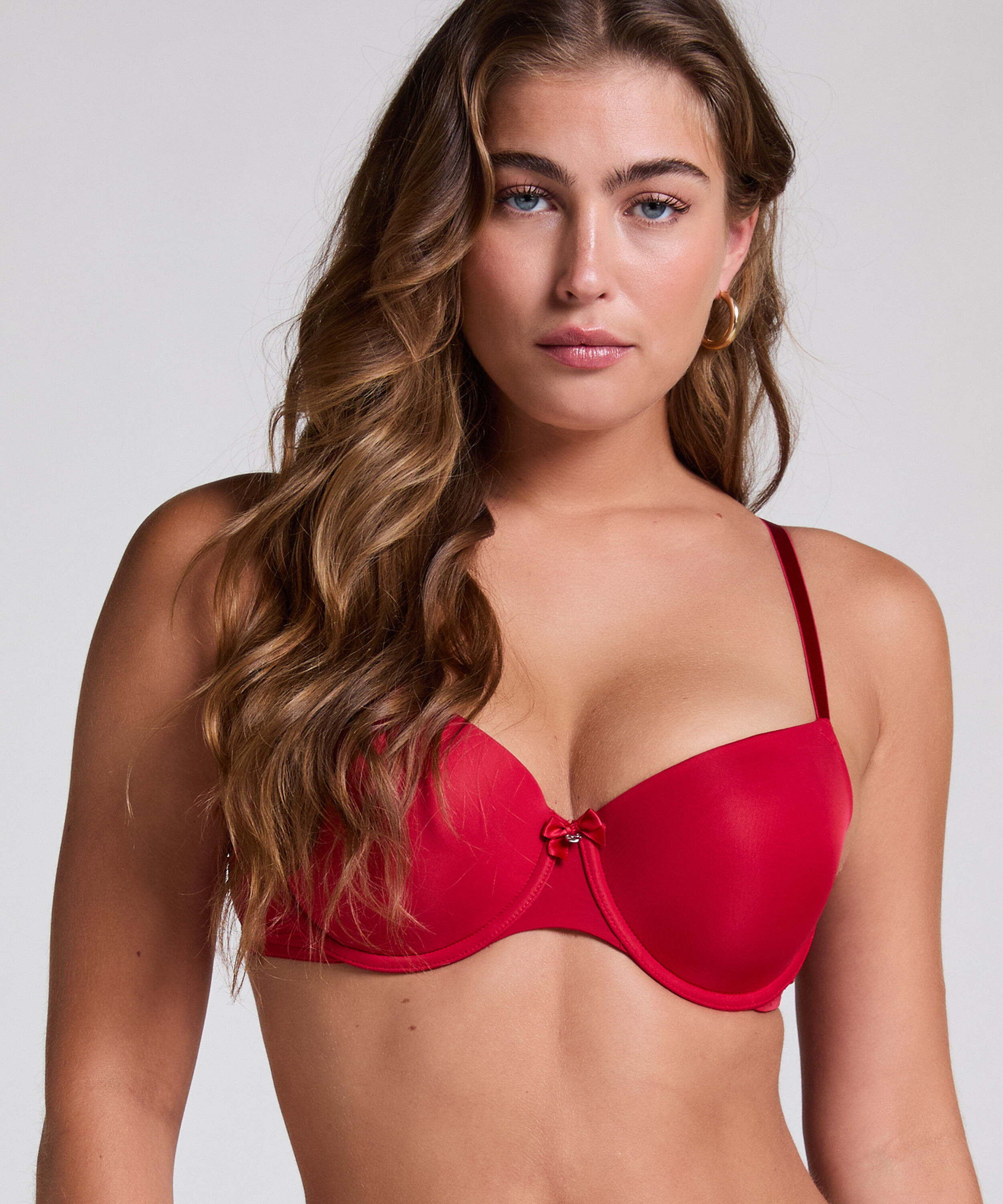 Soutien-gorge à armatures préformé Demi, Rouge Soutien-gorge à armatures préformé Demi, Rouge