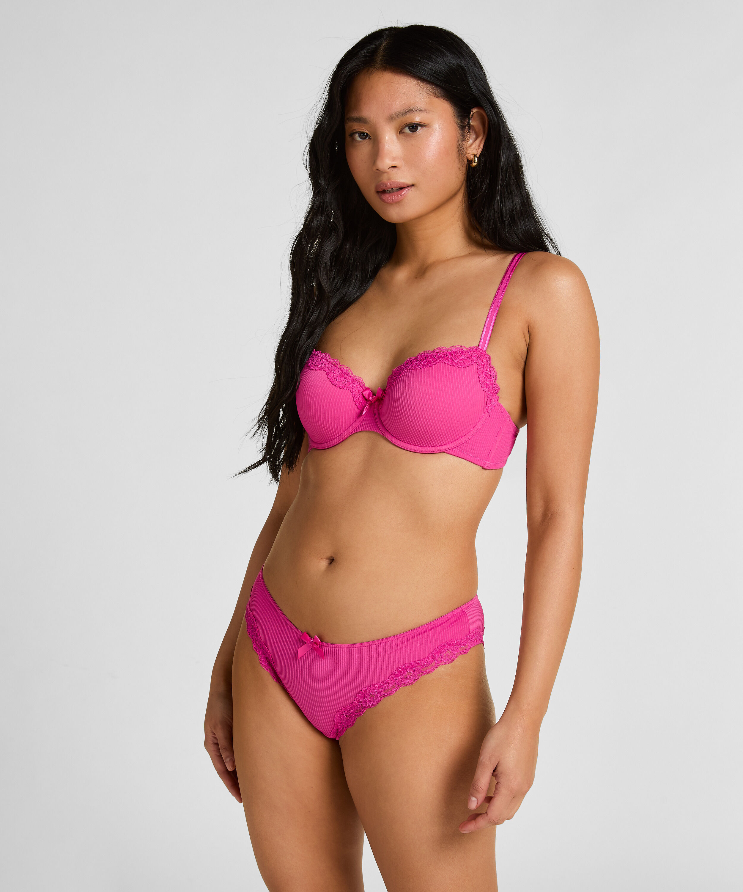 Slip brésilien Lola, Rose