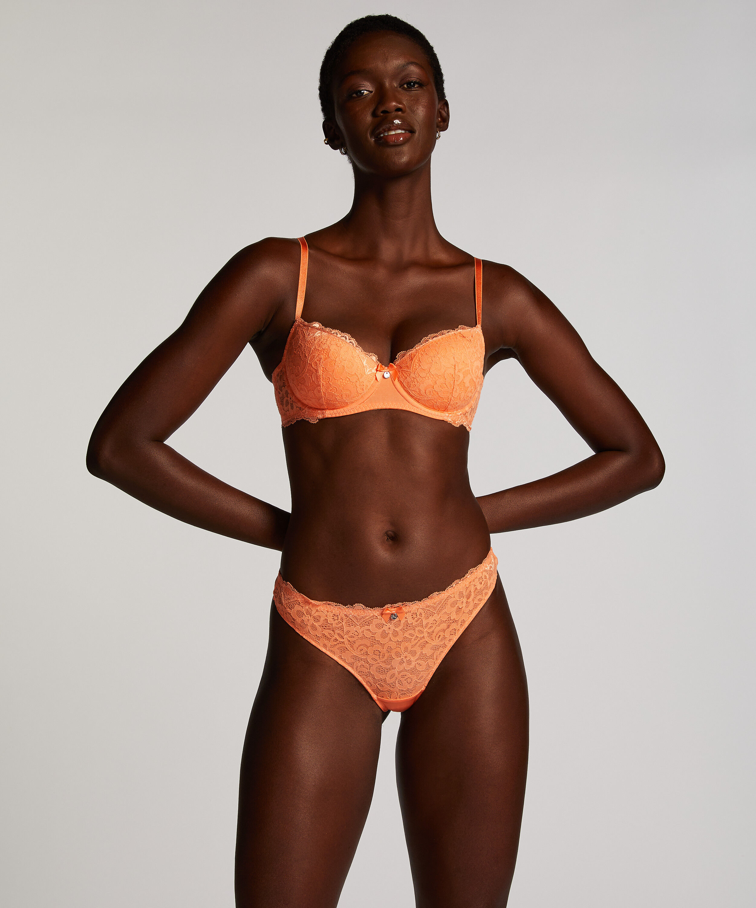 String Marine, Orange String Marine, Orange