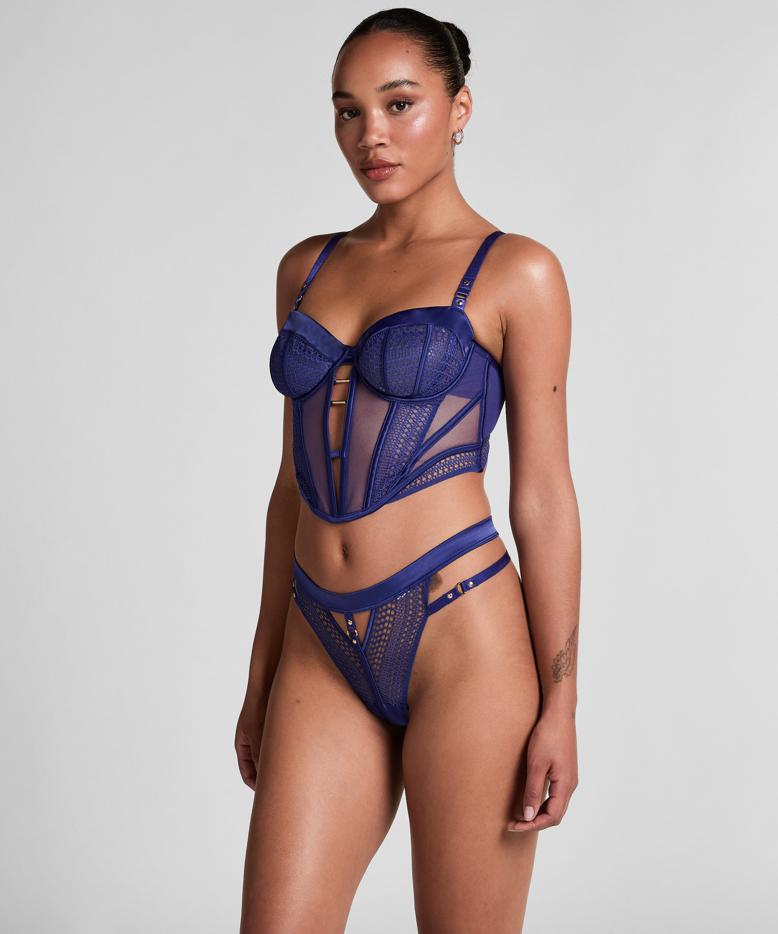 String Missy, Bleu