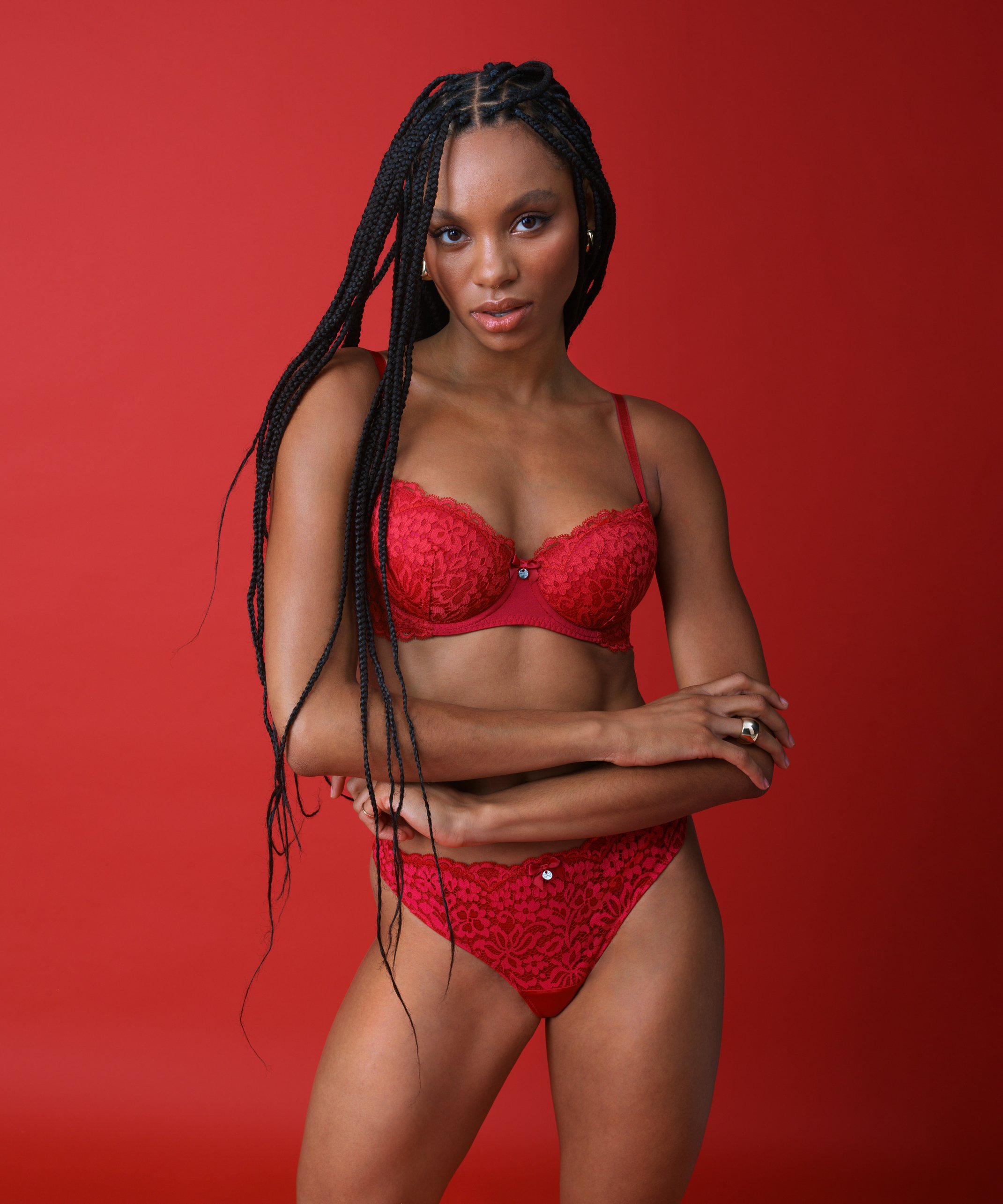 Soutien-gorge à armatures préformé Rose, Rouge, main