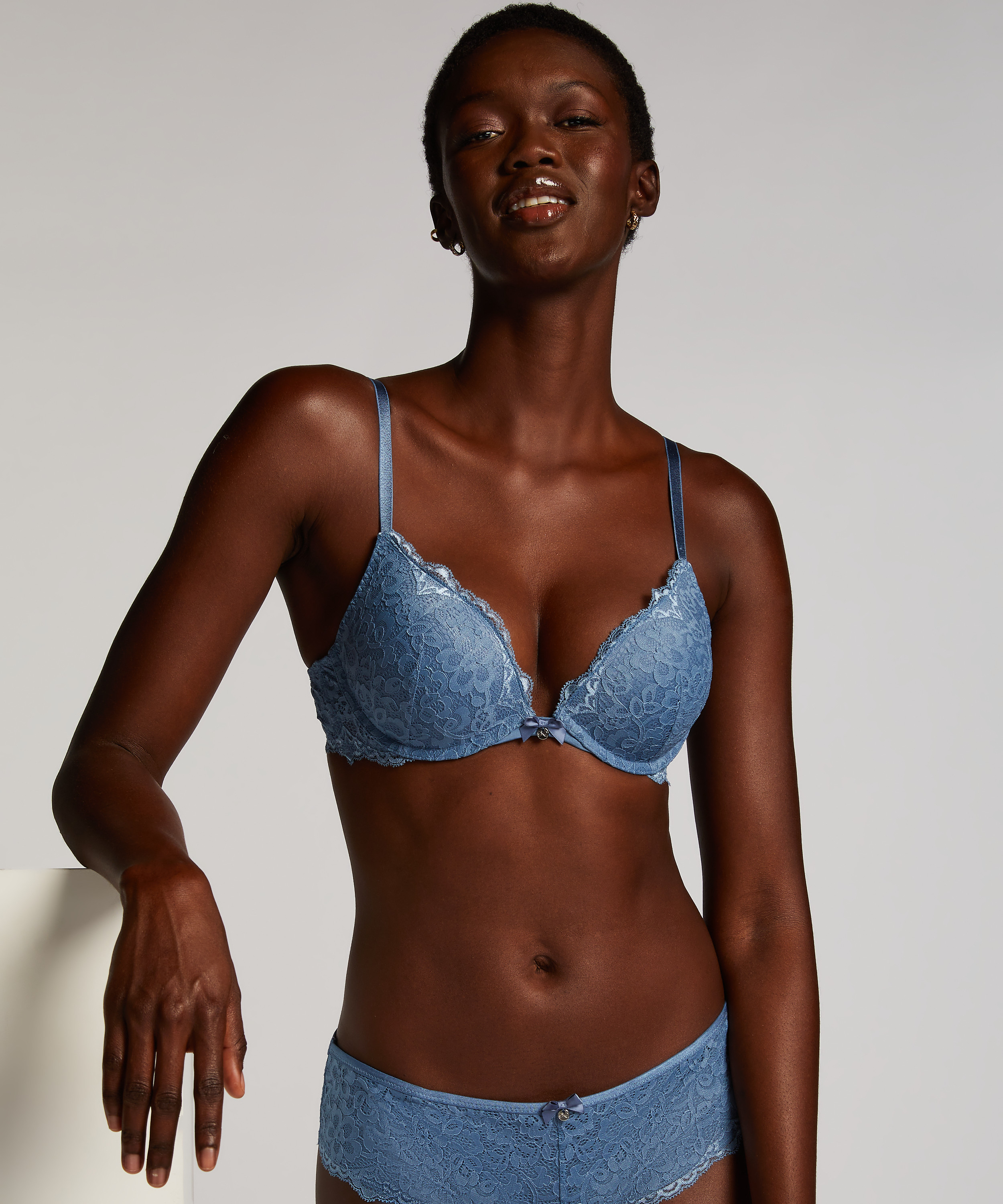 Soutien-gorge &agrave; armatures pr&eacute;form&eacute; push-up Marine, Bleu, main
