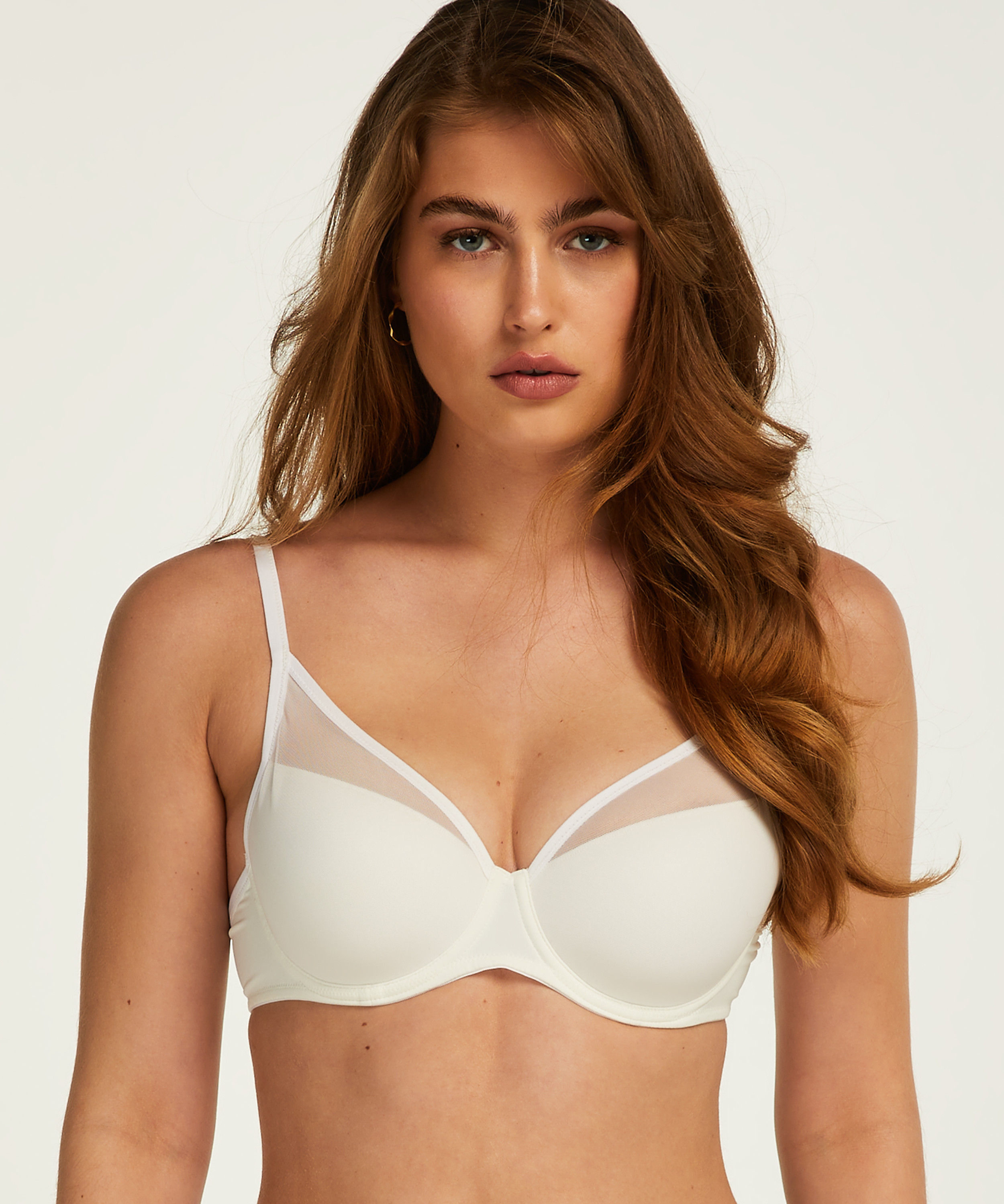 Soutien-gorge &agrave; armatures pr&eacute;form&eacute; en maille, Blanc, main