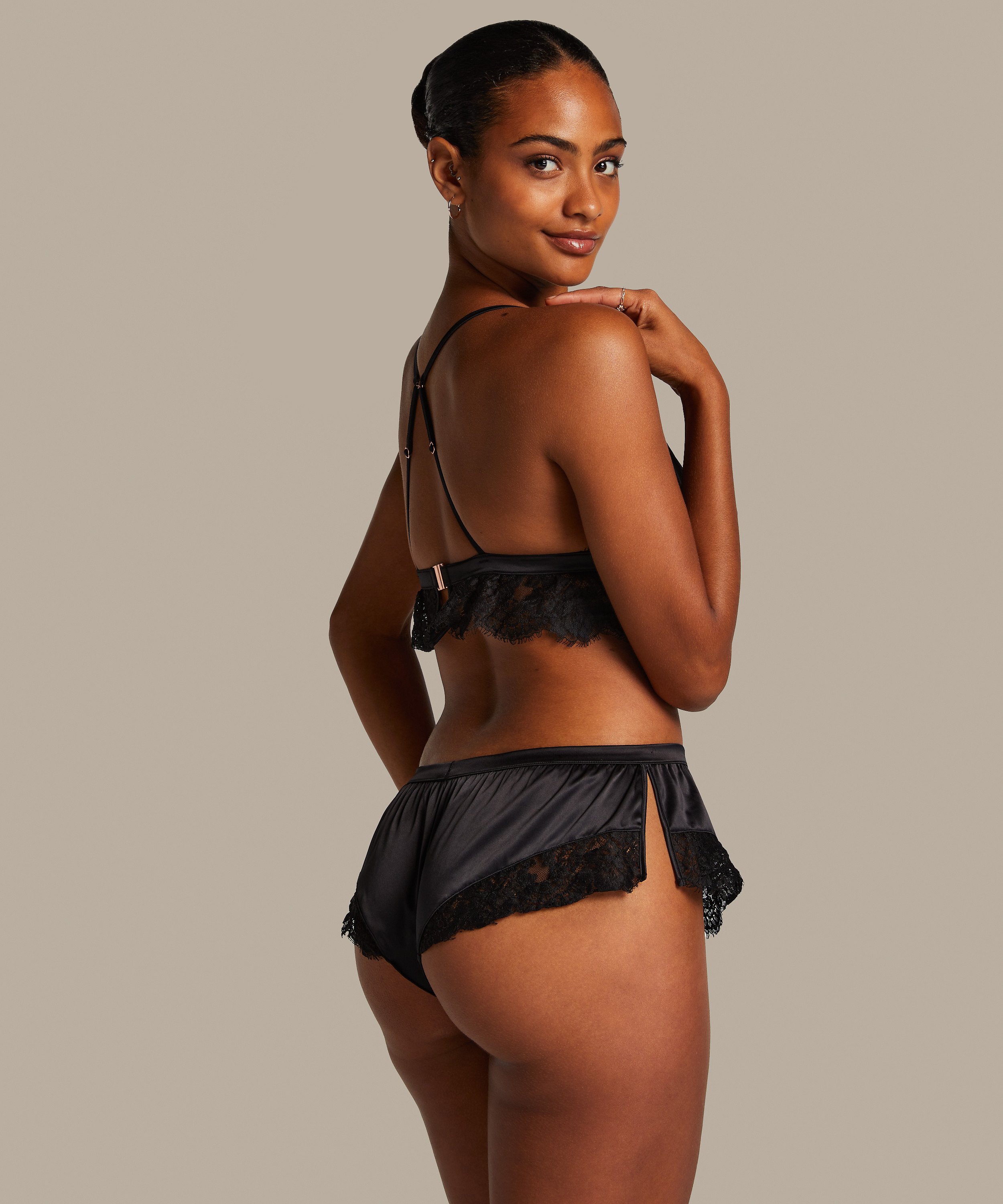 Brassière Valerie, Noir, main