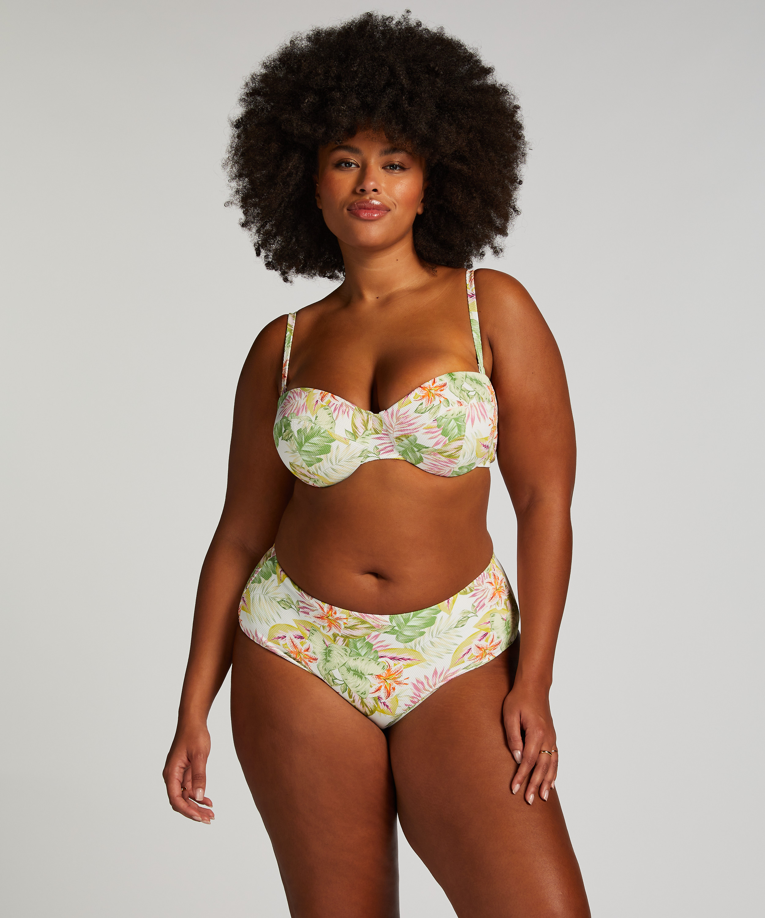 Haut de bikini Tropics Taille E +, Blanc, main