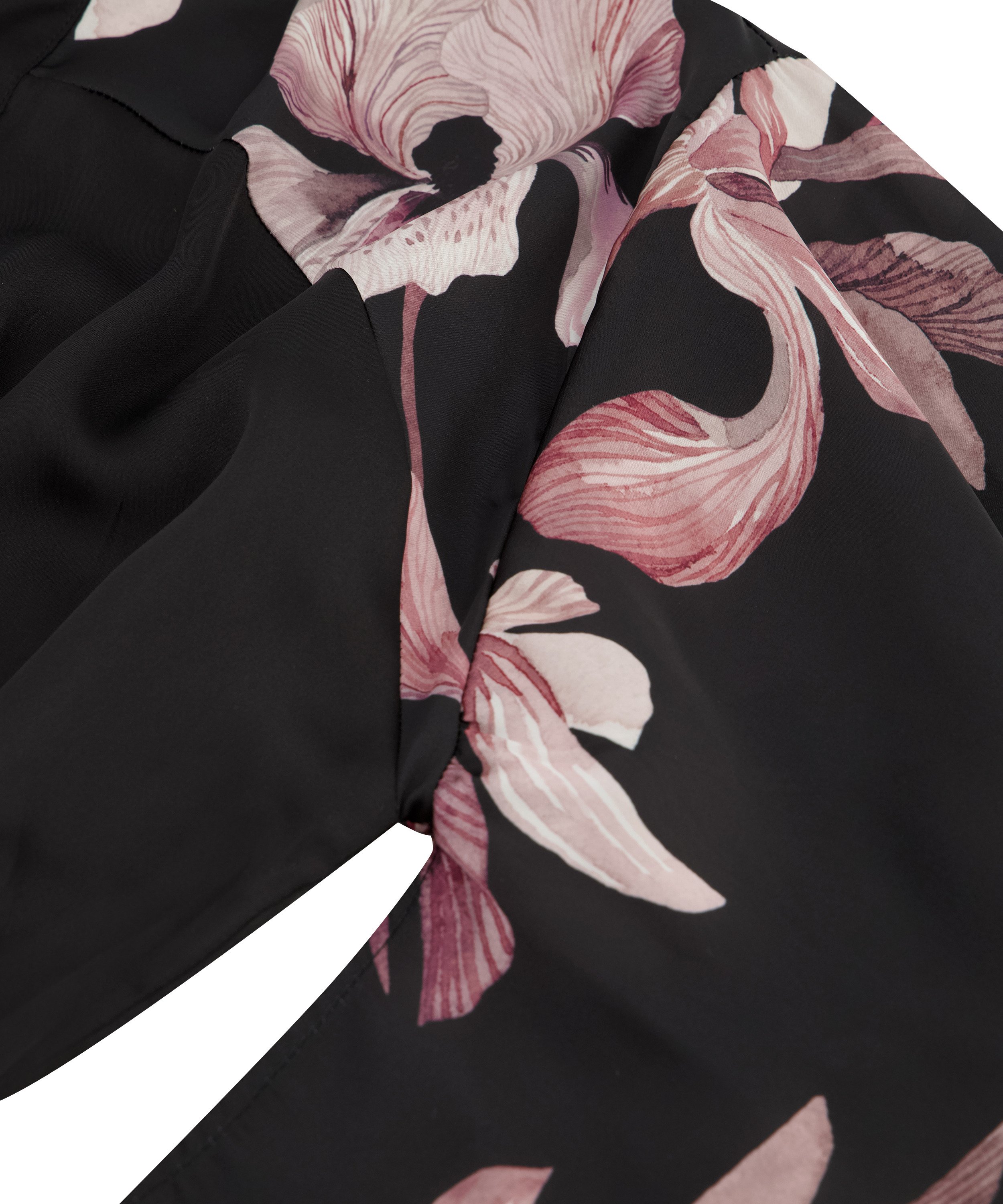 Kimono Orchid, Noir, main