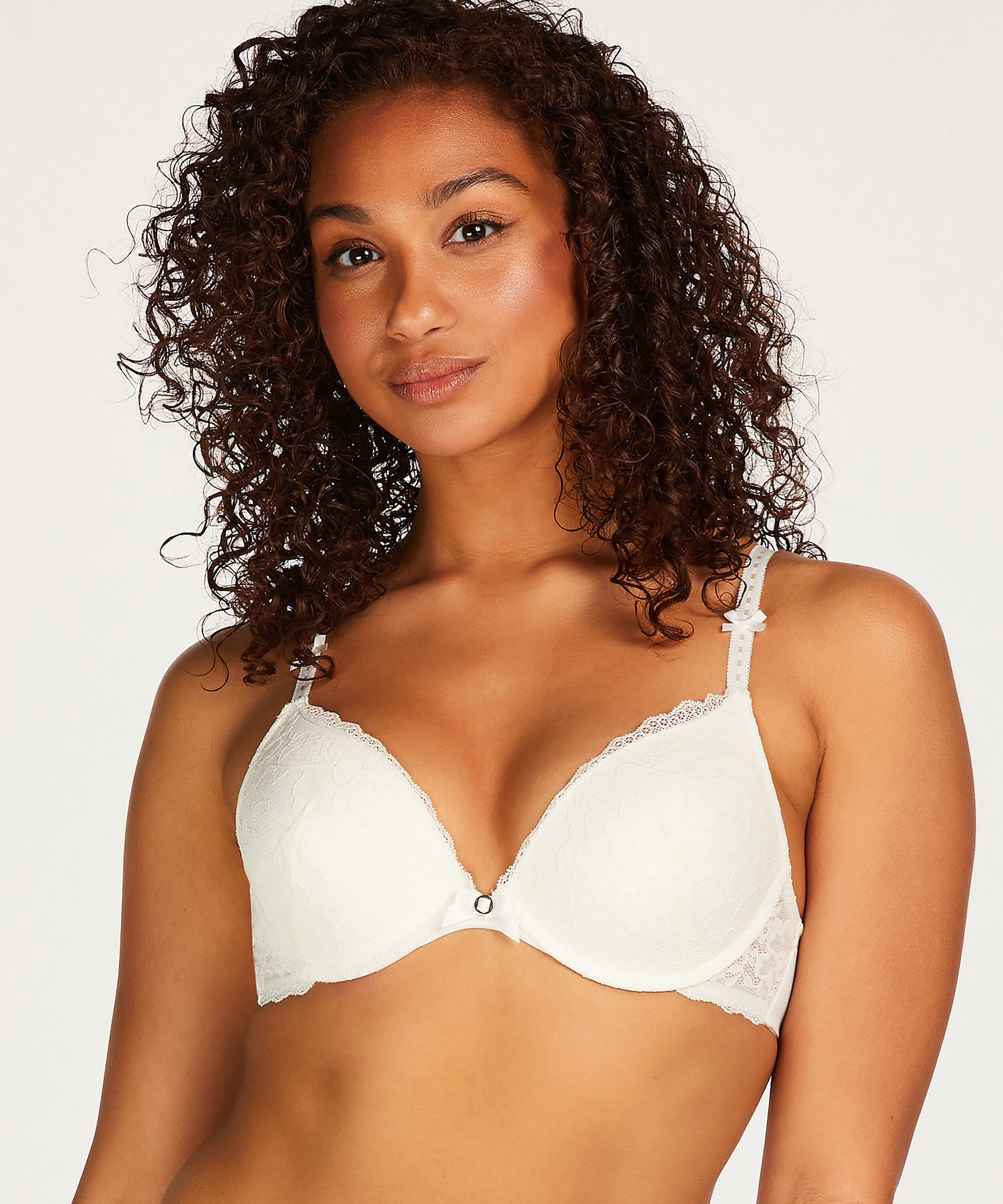 Soutien-gorge à armatures préformé push-up Maya, Blanc
