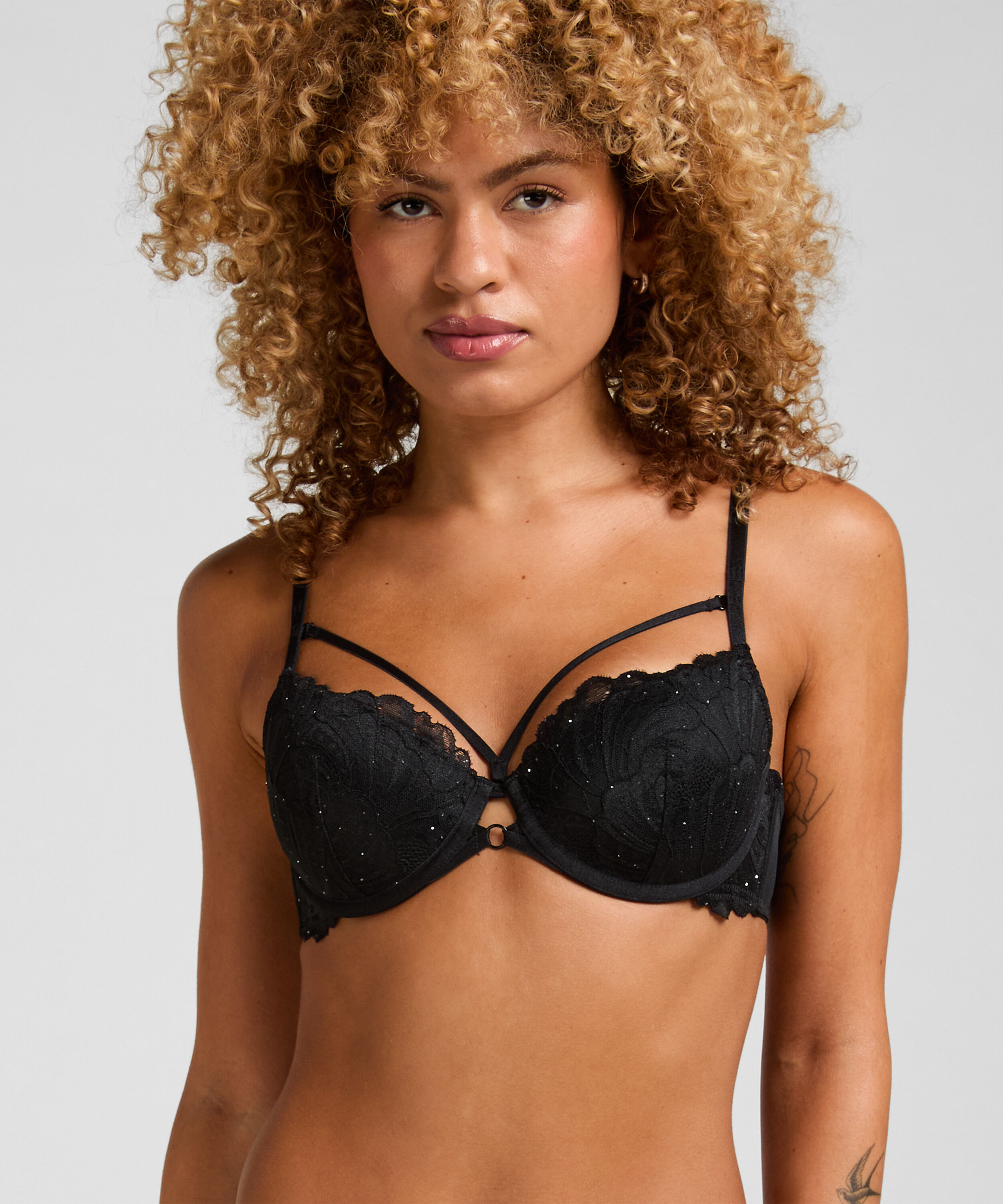 Soutien-Gorge à Armatures Rembourré Erica, Noir Soutien-Gorge à Armatures Rembourré Erica, Noir
