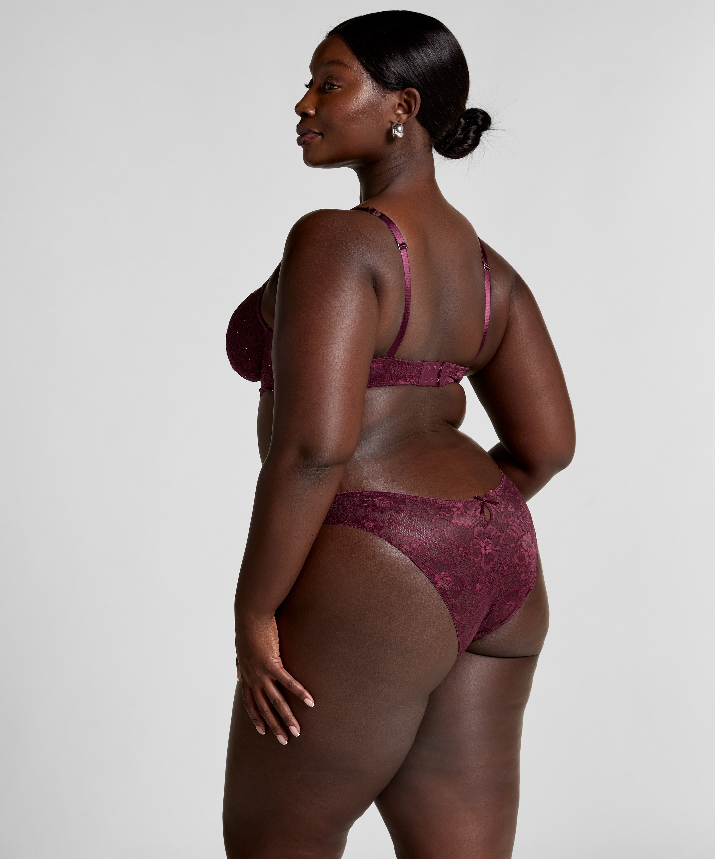 Culotte br&eacute;silienne Isadora, Rouge, main