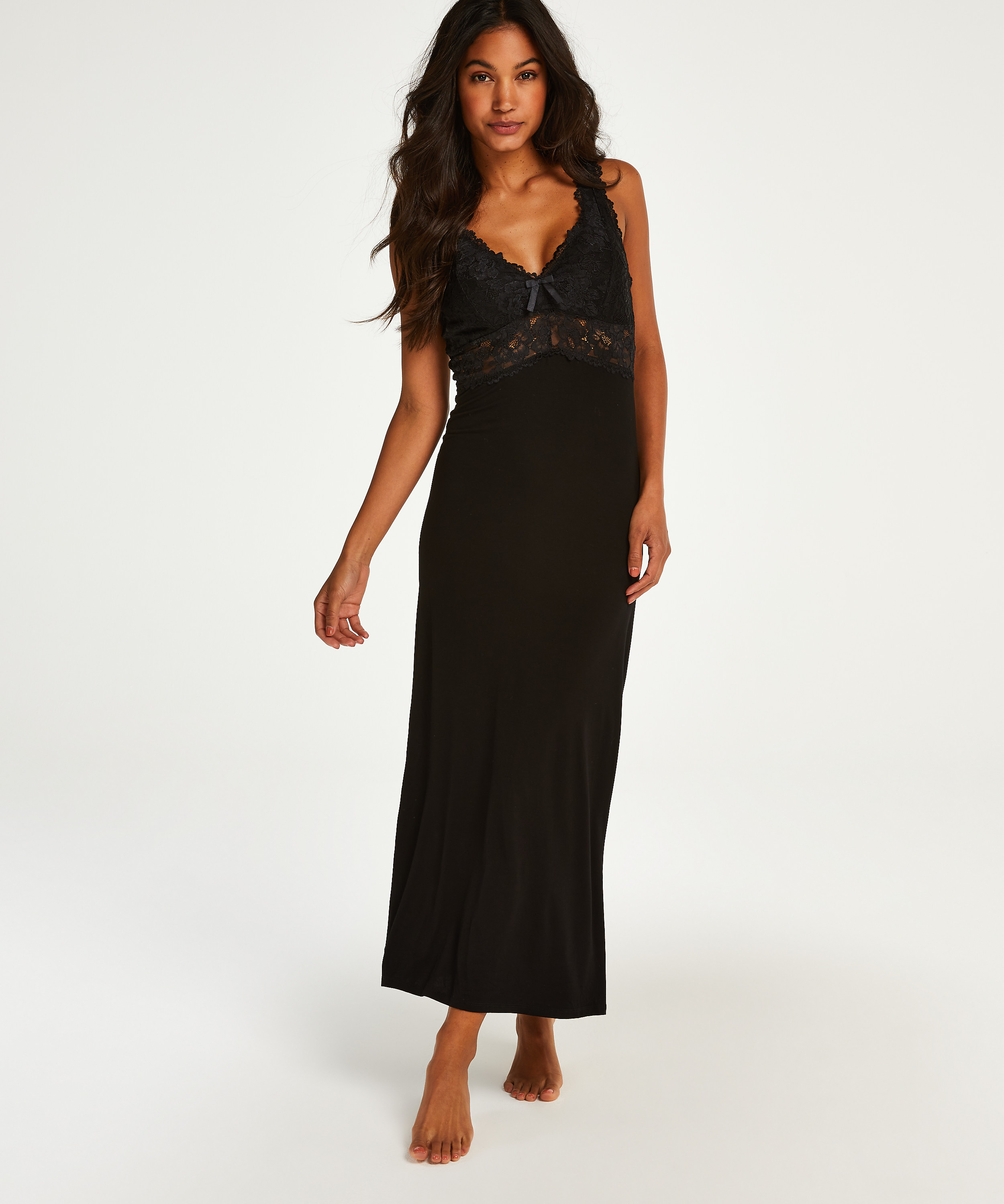 Longue nuisette Modal Lace, Noir, main