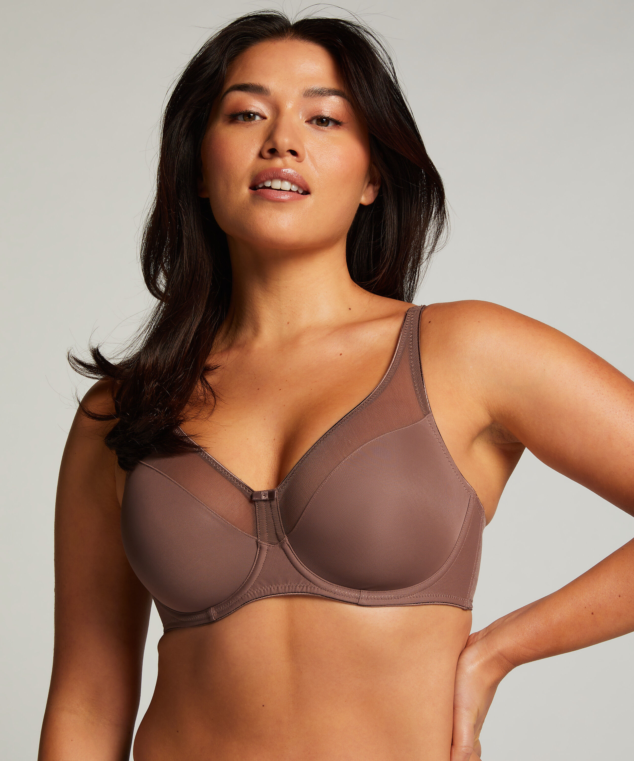Soutien-gorge à armatures non-préformé minimiseur Nina, Marron Soutien-gorge à armatures non-préformé minimiseur Nina, Marron