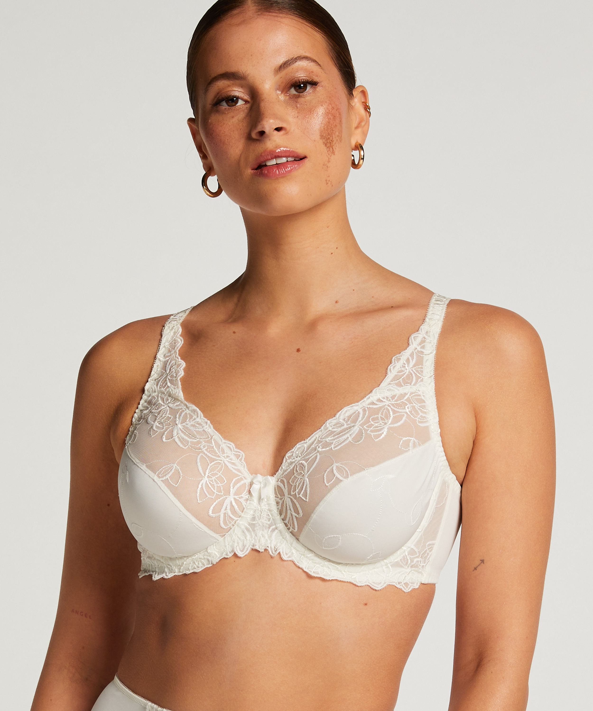 Soutien-gorge à armatures non-préformé Diva, Blanc, main