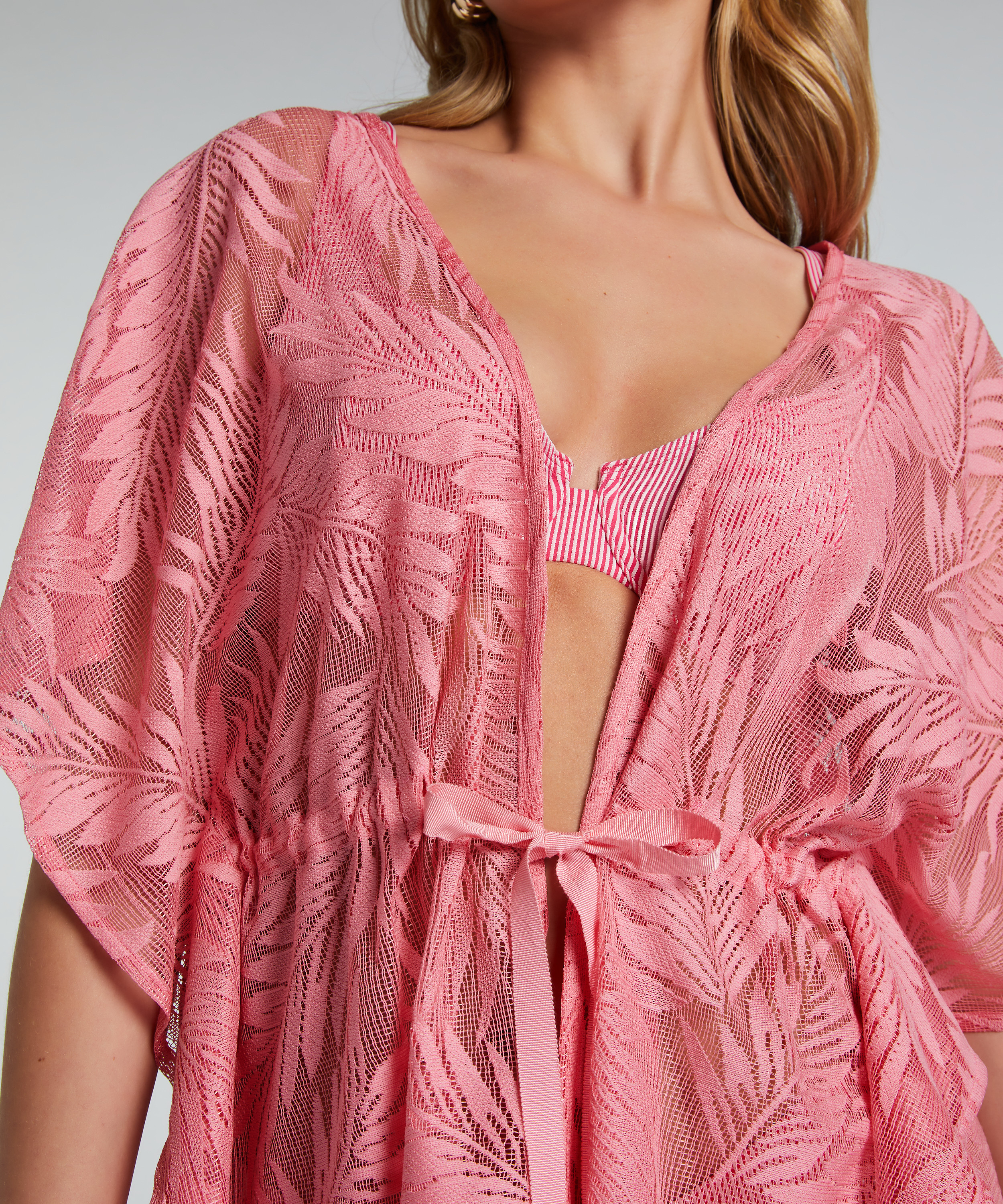 Caftan Plage, Rose, main