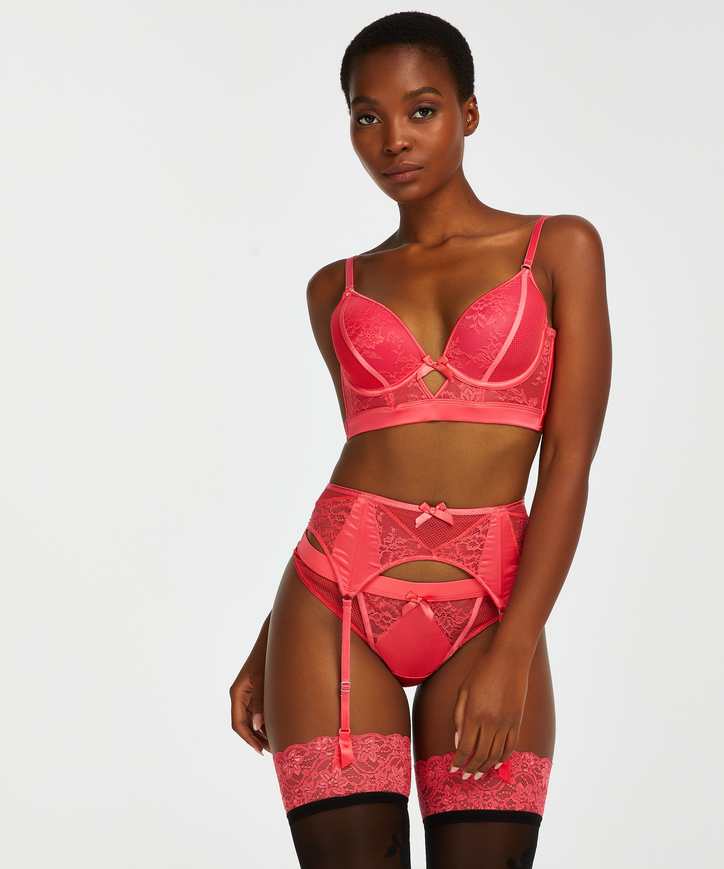 Porte-jarretelles Duckie, Rouge, main