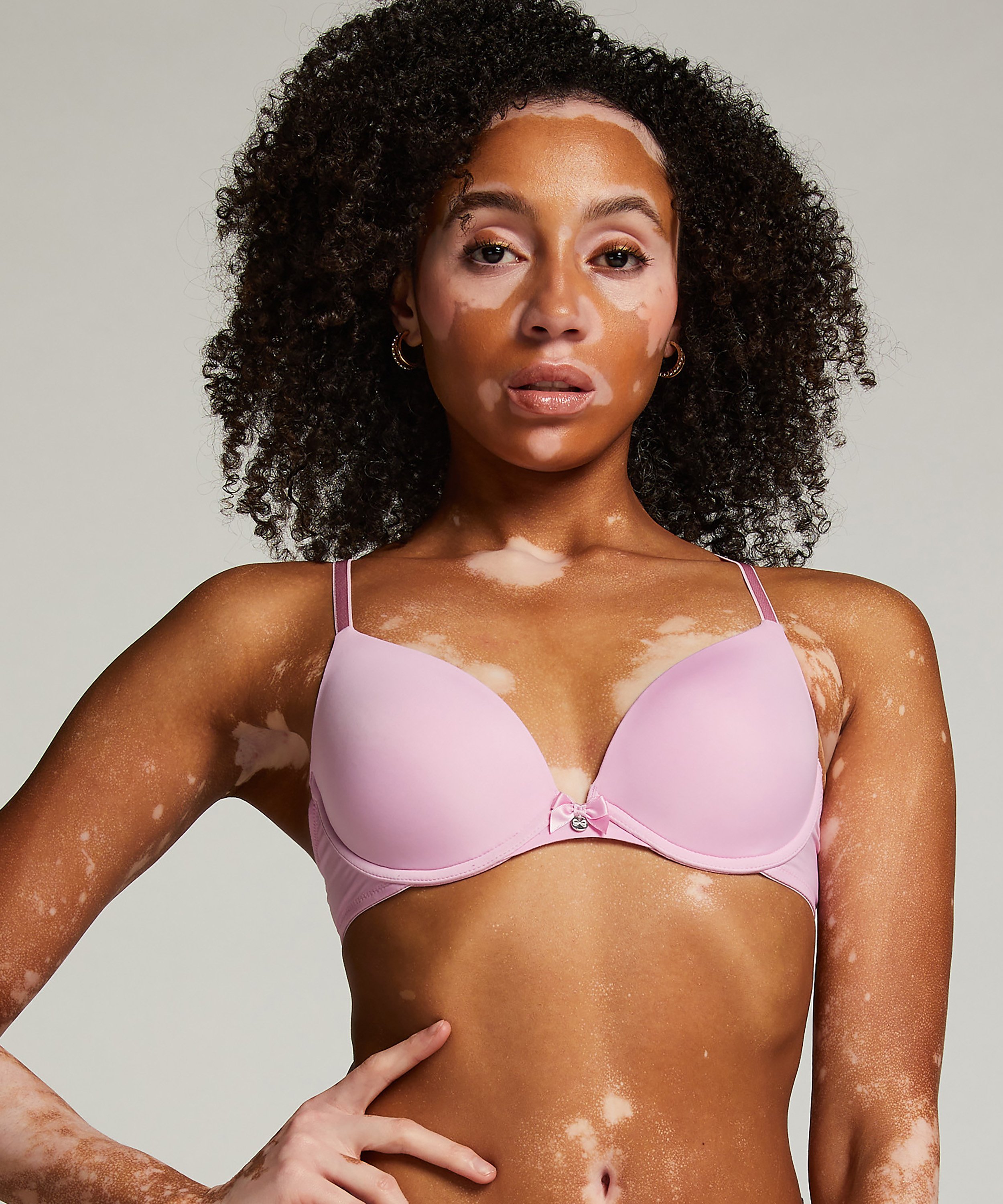 Soutien-gorge à armatures préformé Plunge, Rose, main