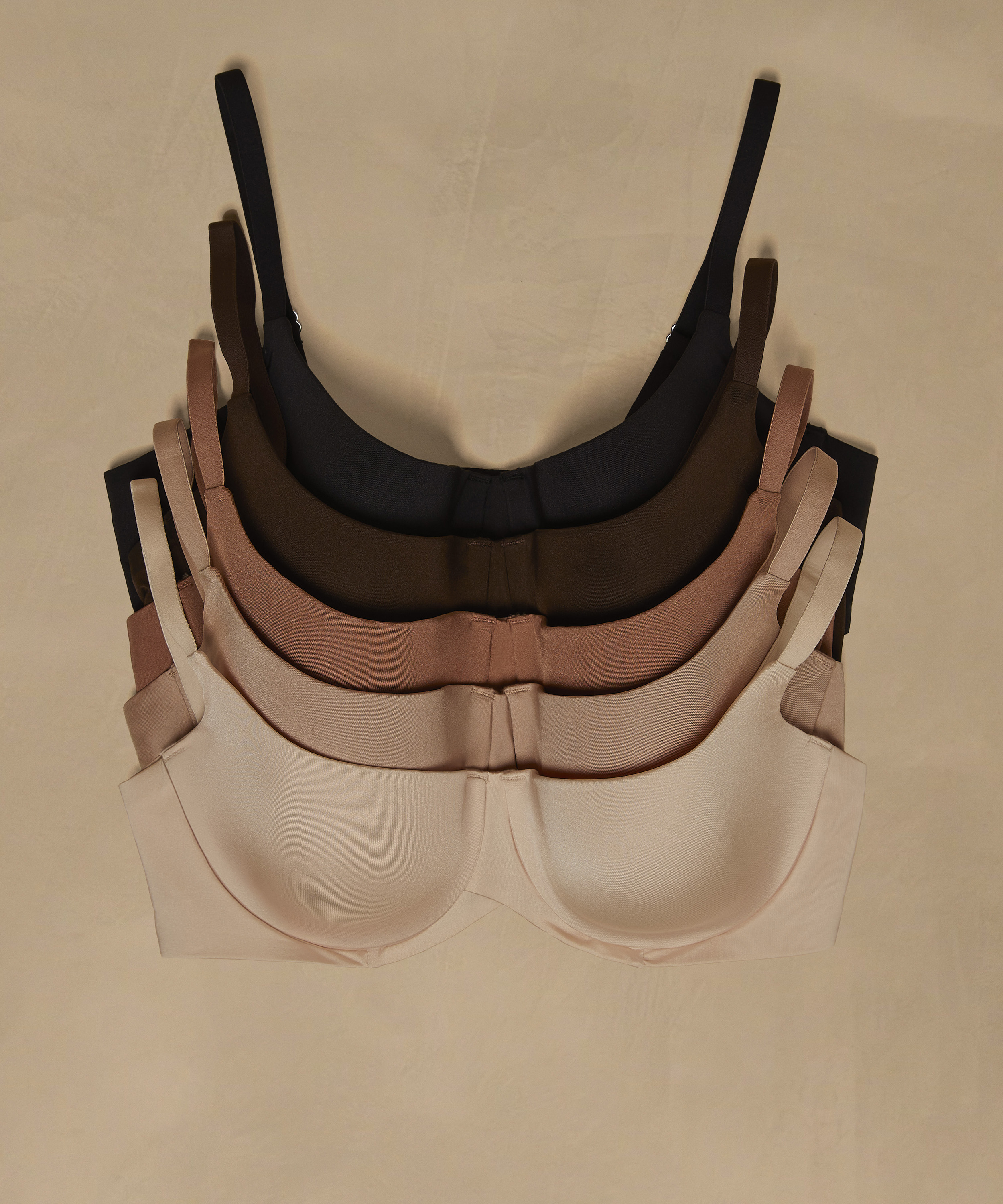 Soutien-gorge à armatures préformé Smooth, Beige, main