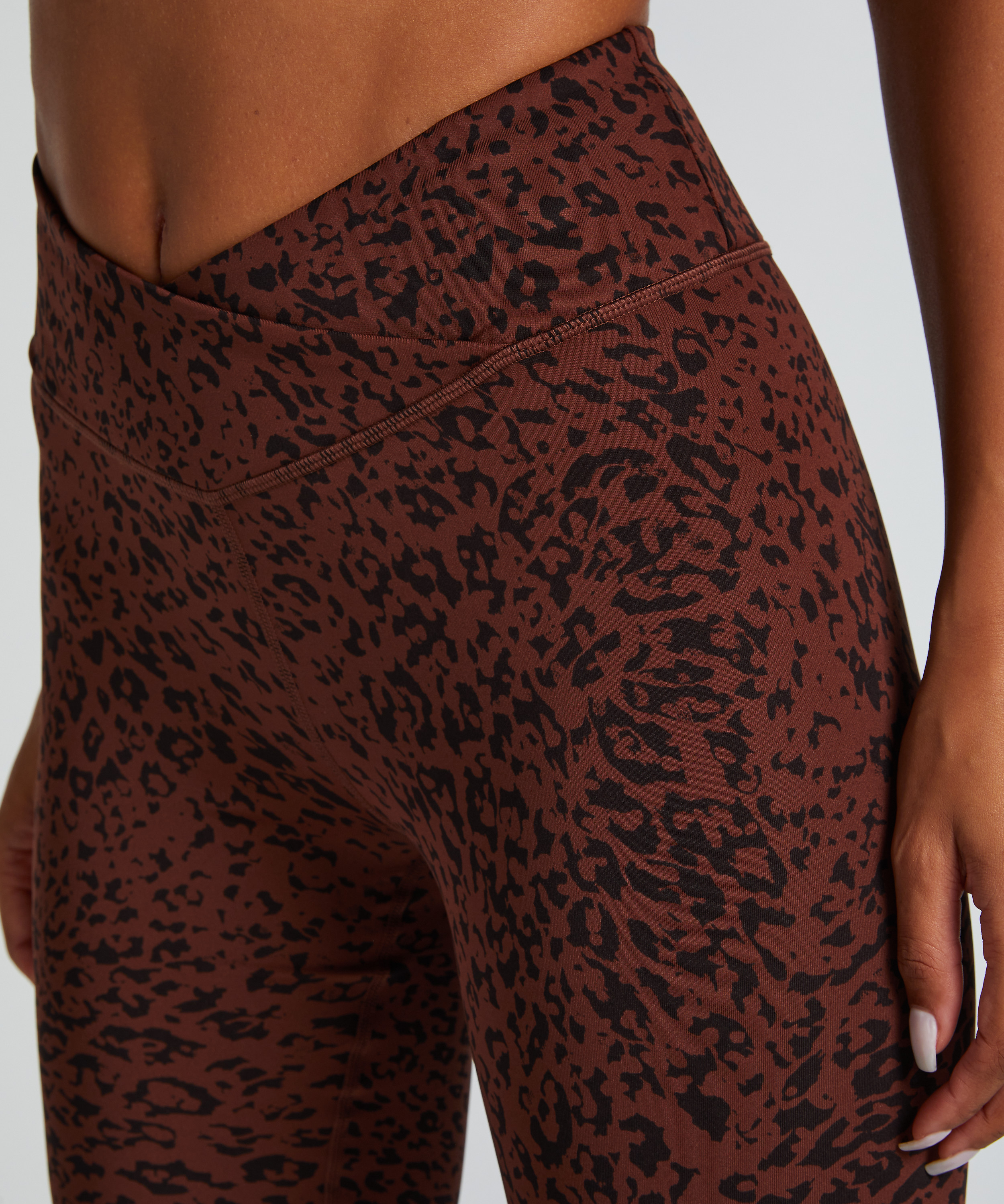 HKMX Legging croisé à taille haute, marron, main