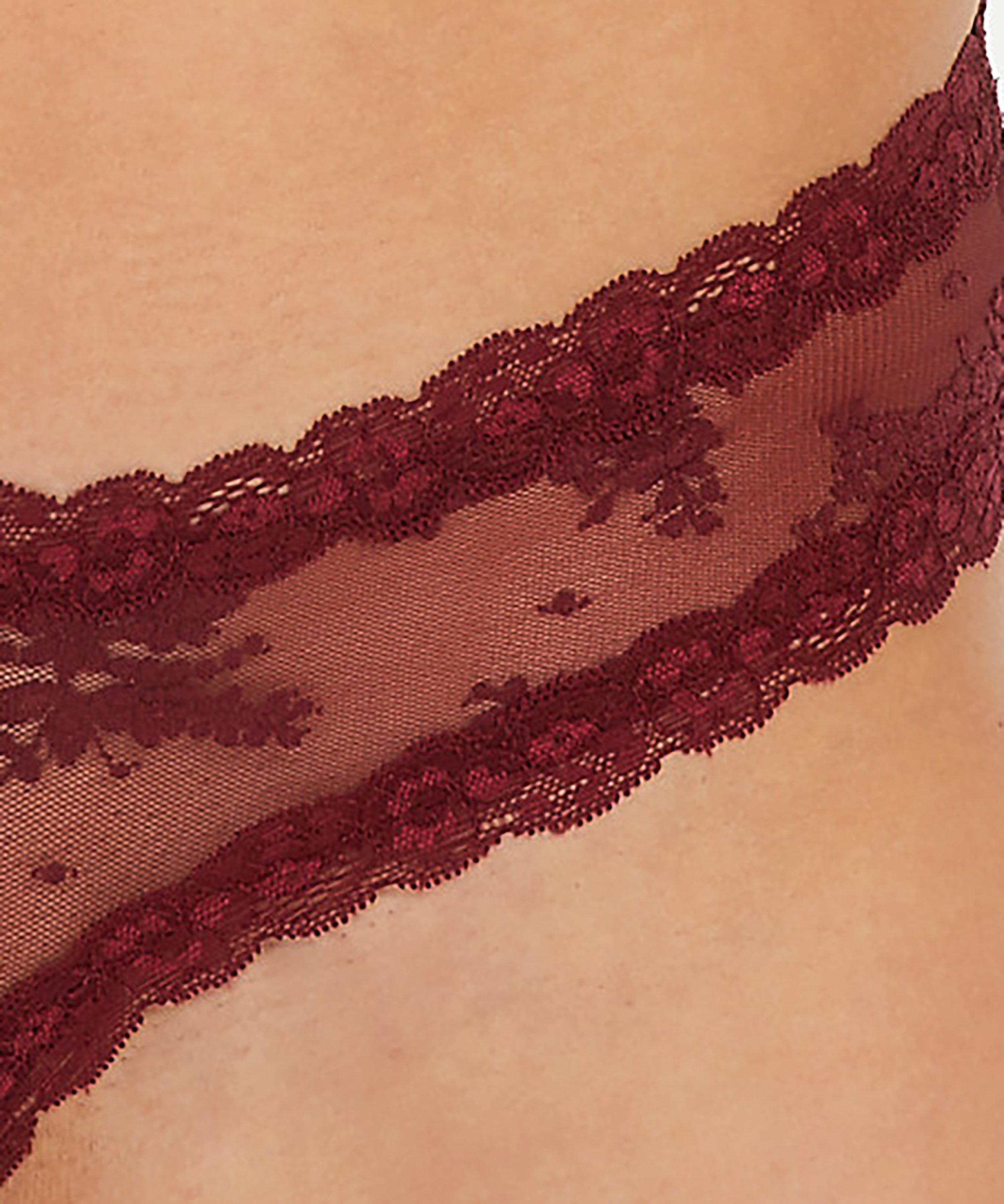 Slip br&eacute;silien V-shape mesh, Rouge, main