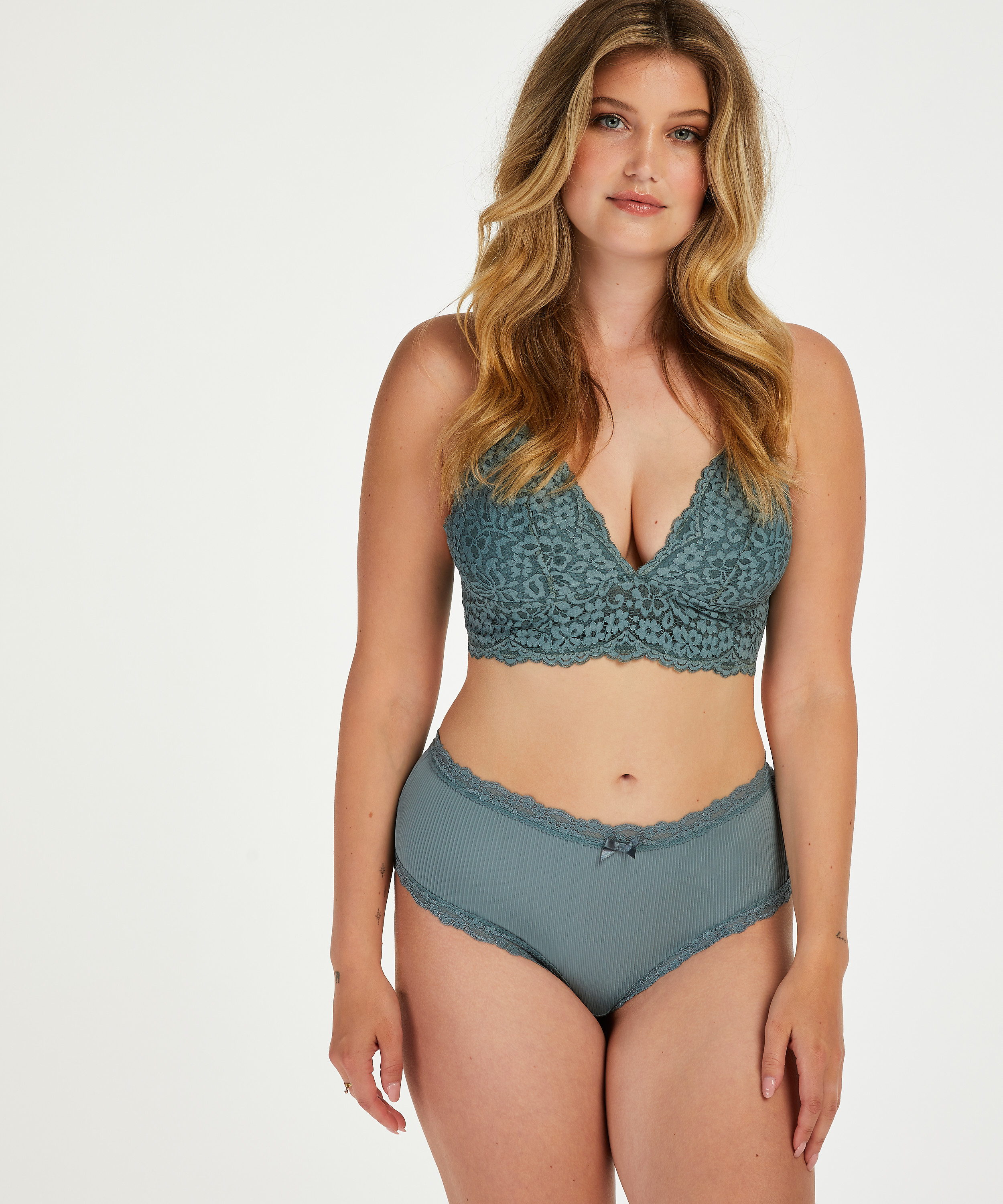 Slip brésilien Miny Curvy, Vert, main