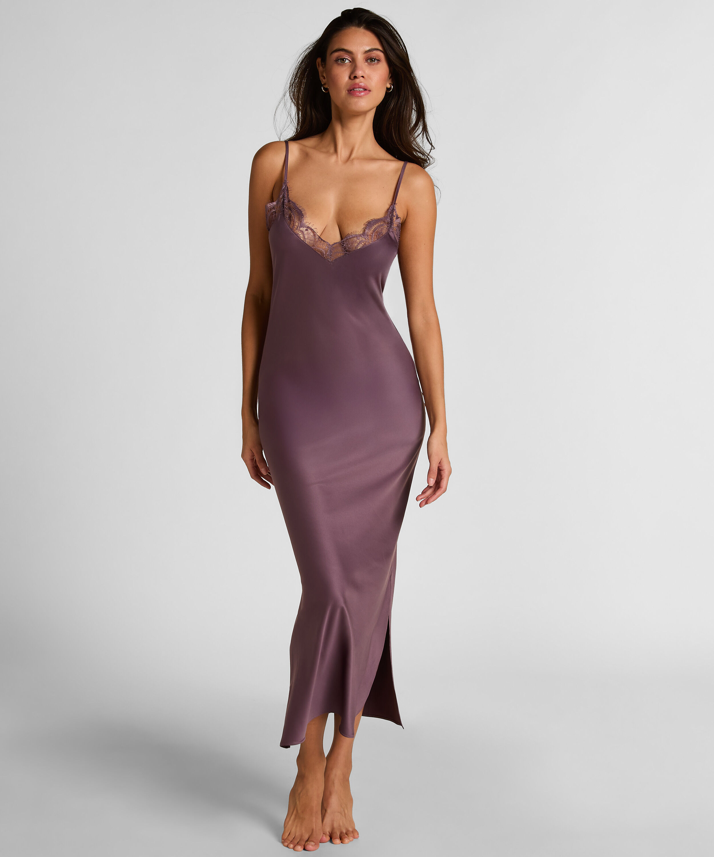 Nuisette longue en satin, Violet