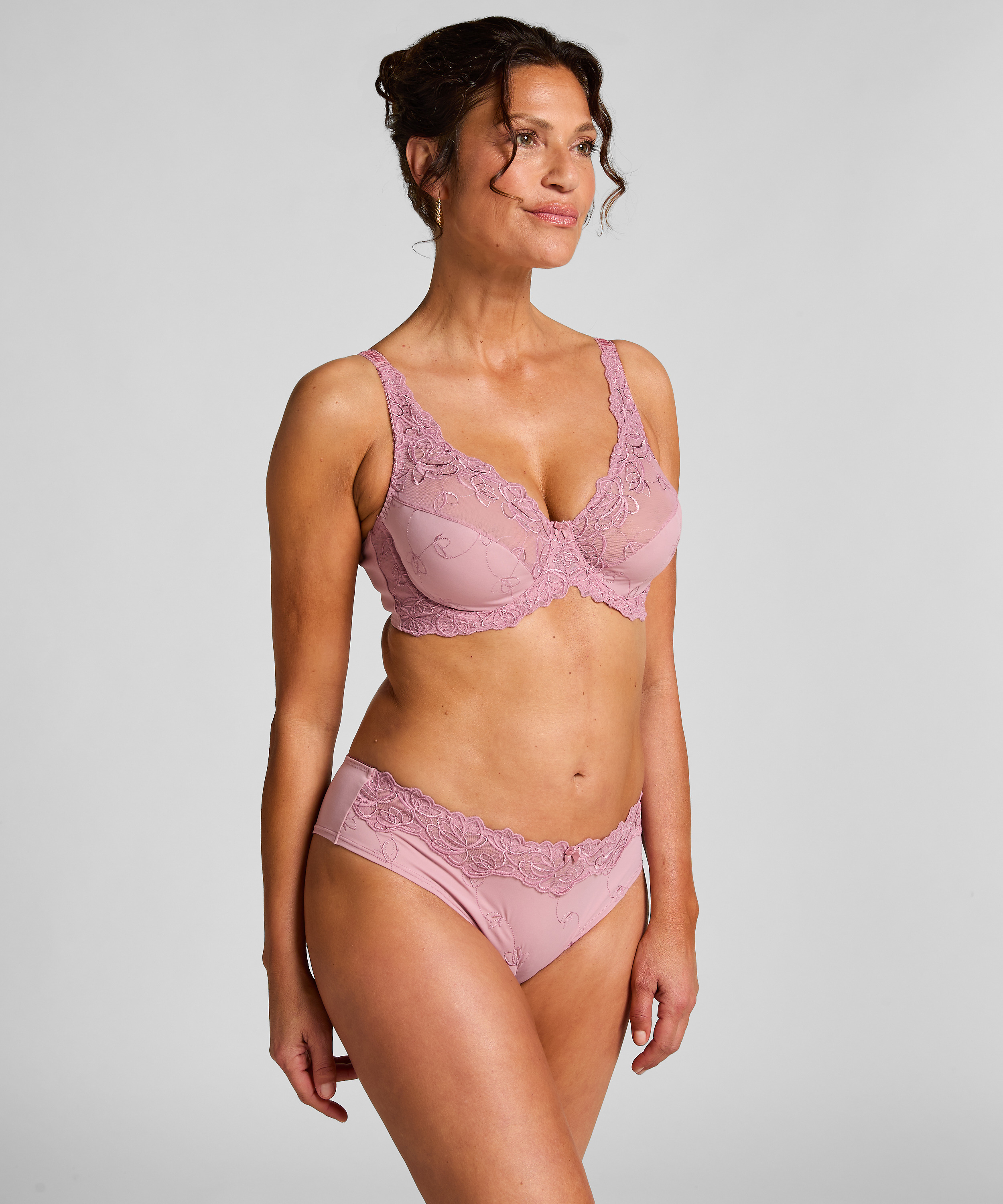 Slip brésilien Diva, Rose, main