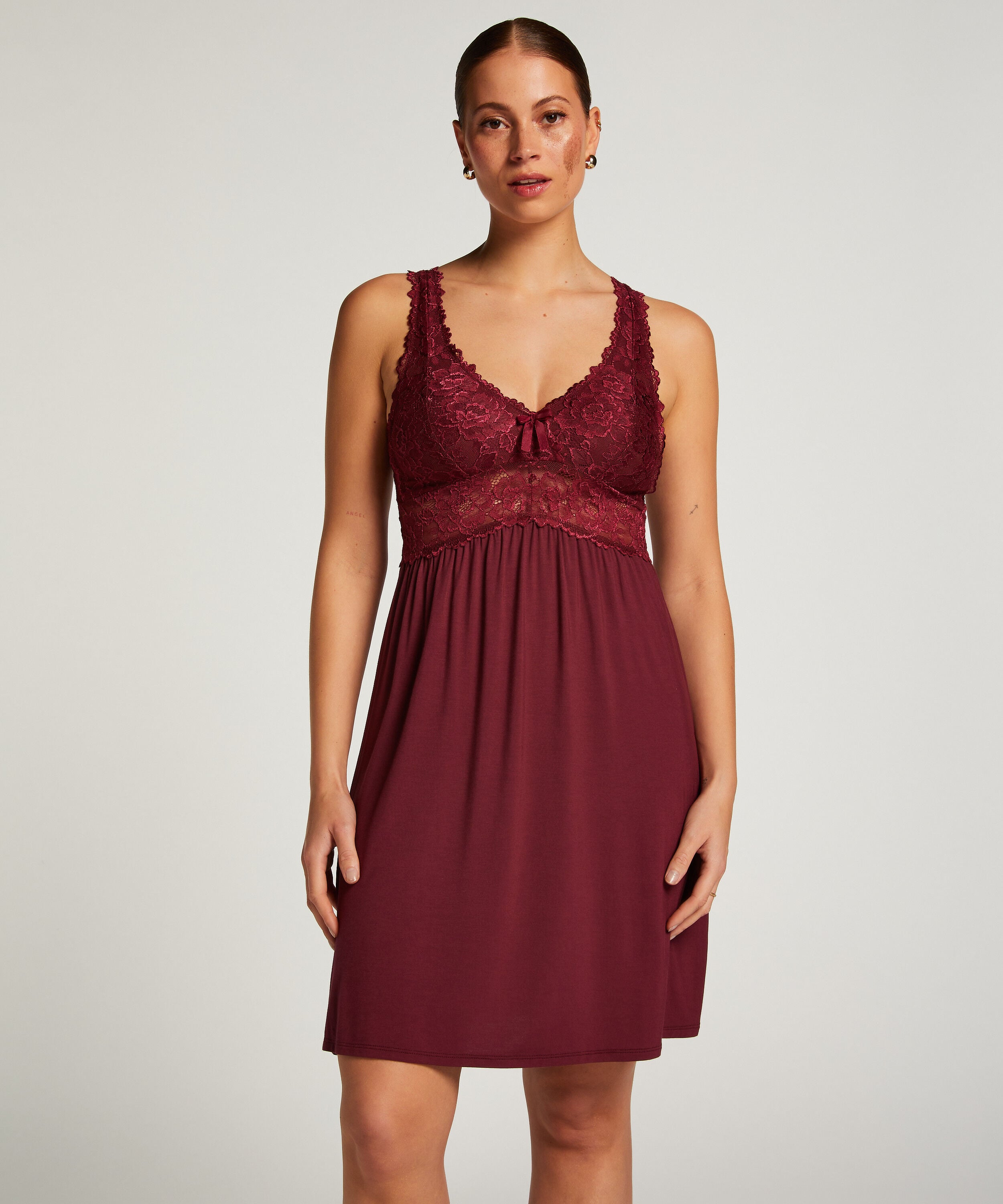 Nuisette Nora dentelle, Violet Nuisette Nora dentelle, Violet