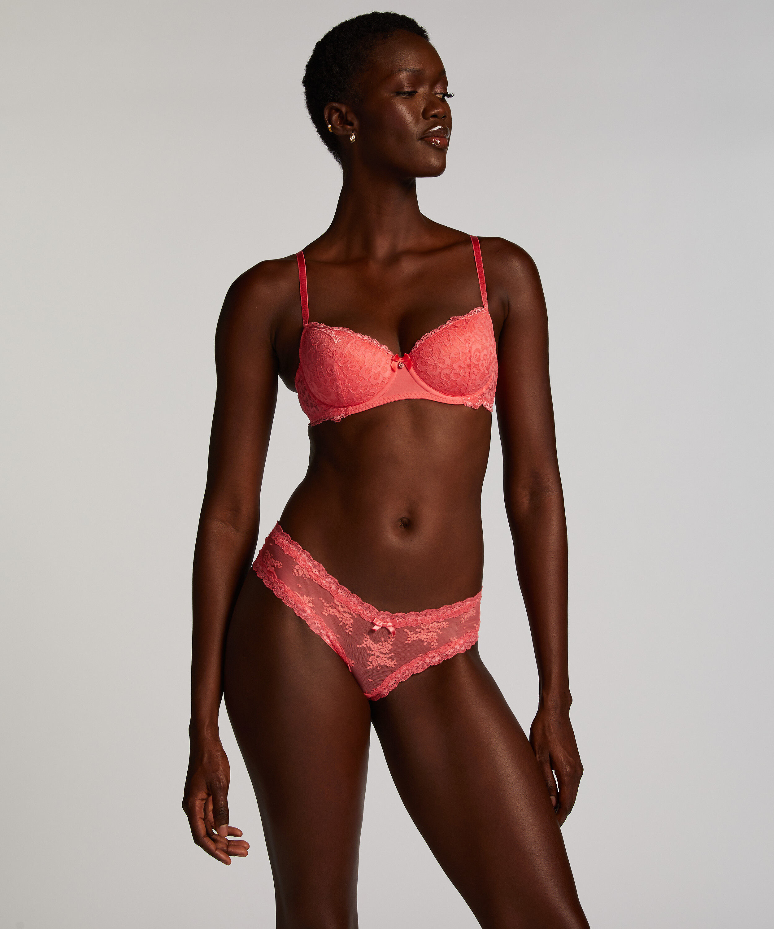 Slip br&eacute;silien V-shape mesh, Rose