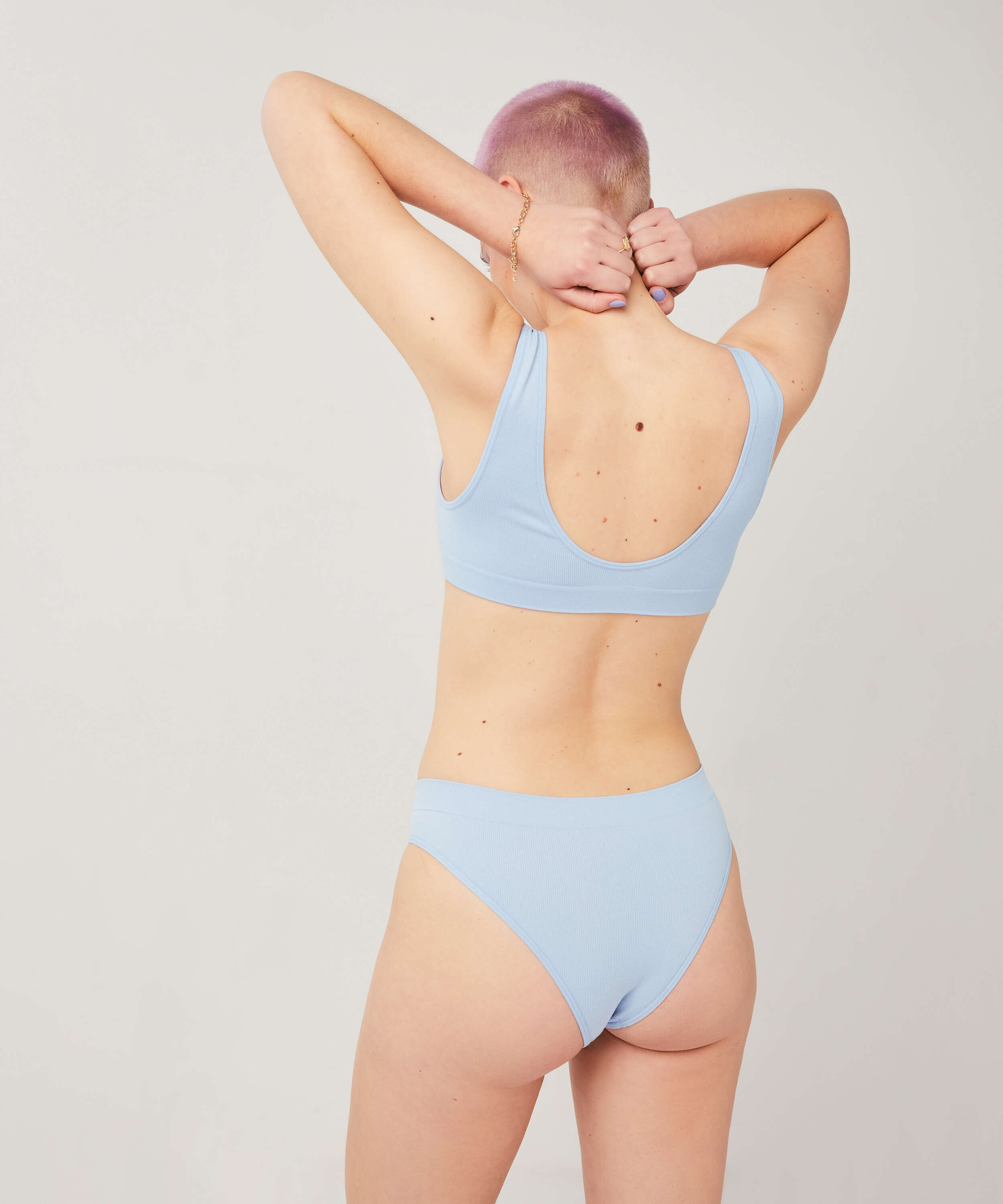 Brassi&egrave;re Bae, Bleu, main