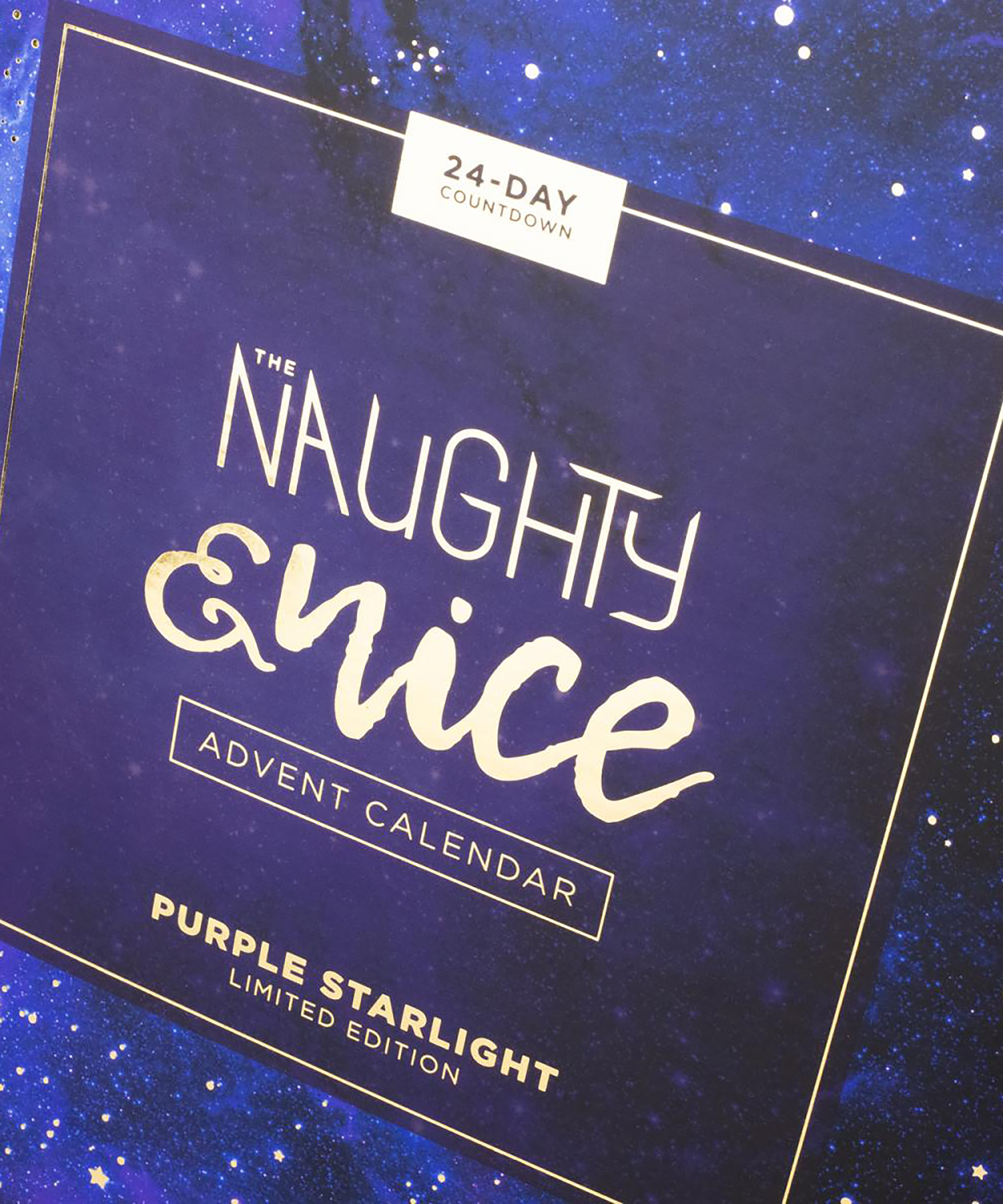 Private Naughty & Nice Calendrier de l'avent, Violet, main