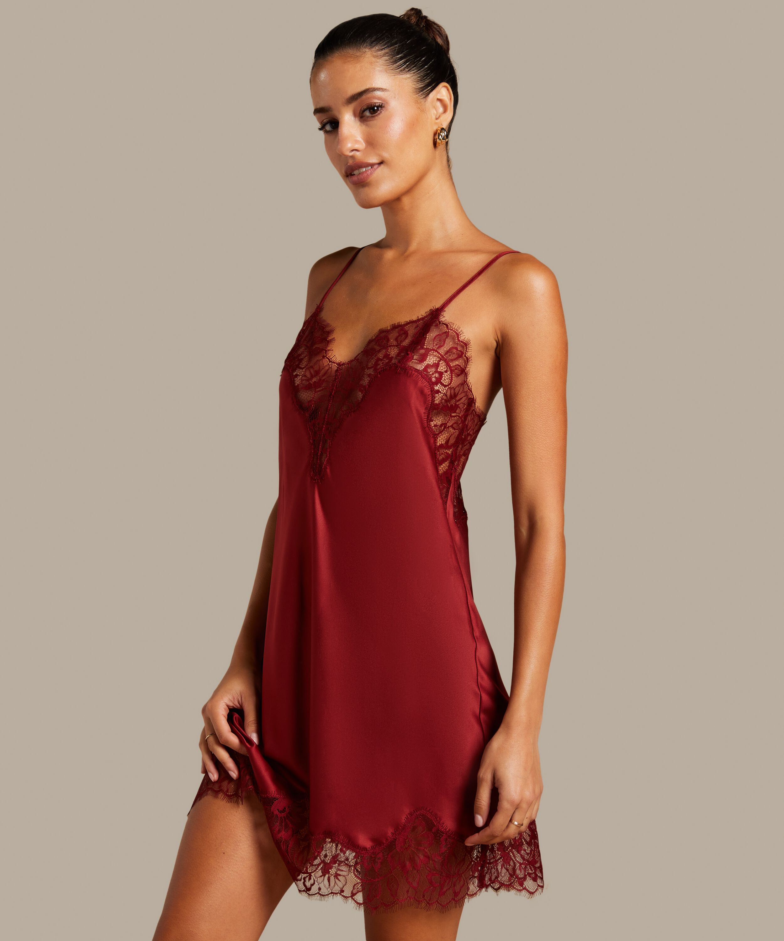 Déshabillé Valerie, Rouge Déshabillé Valerie, Rouge