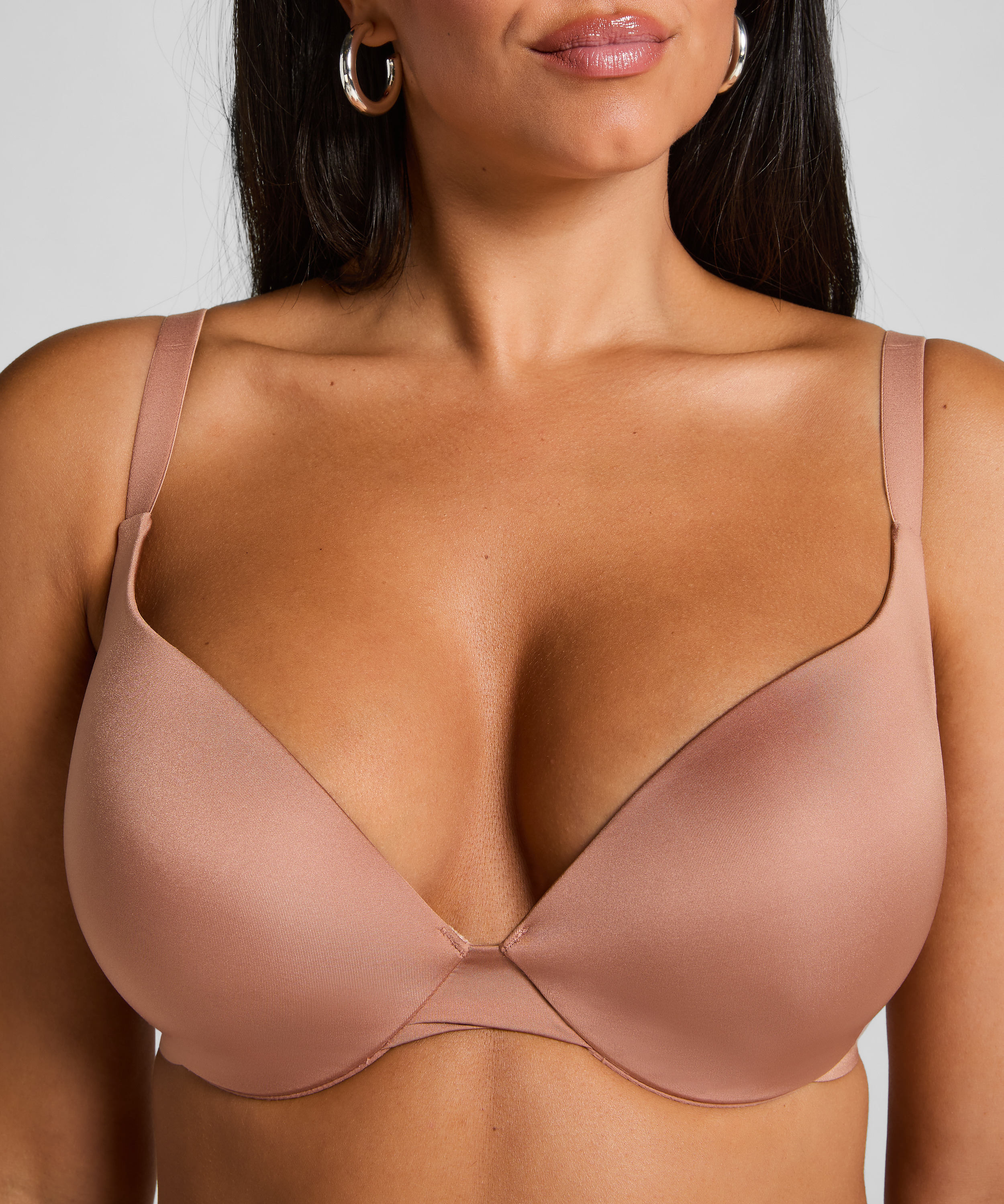 Soutien-gorge à armatures préformé push-up Smooth, Marron, main