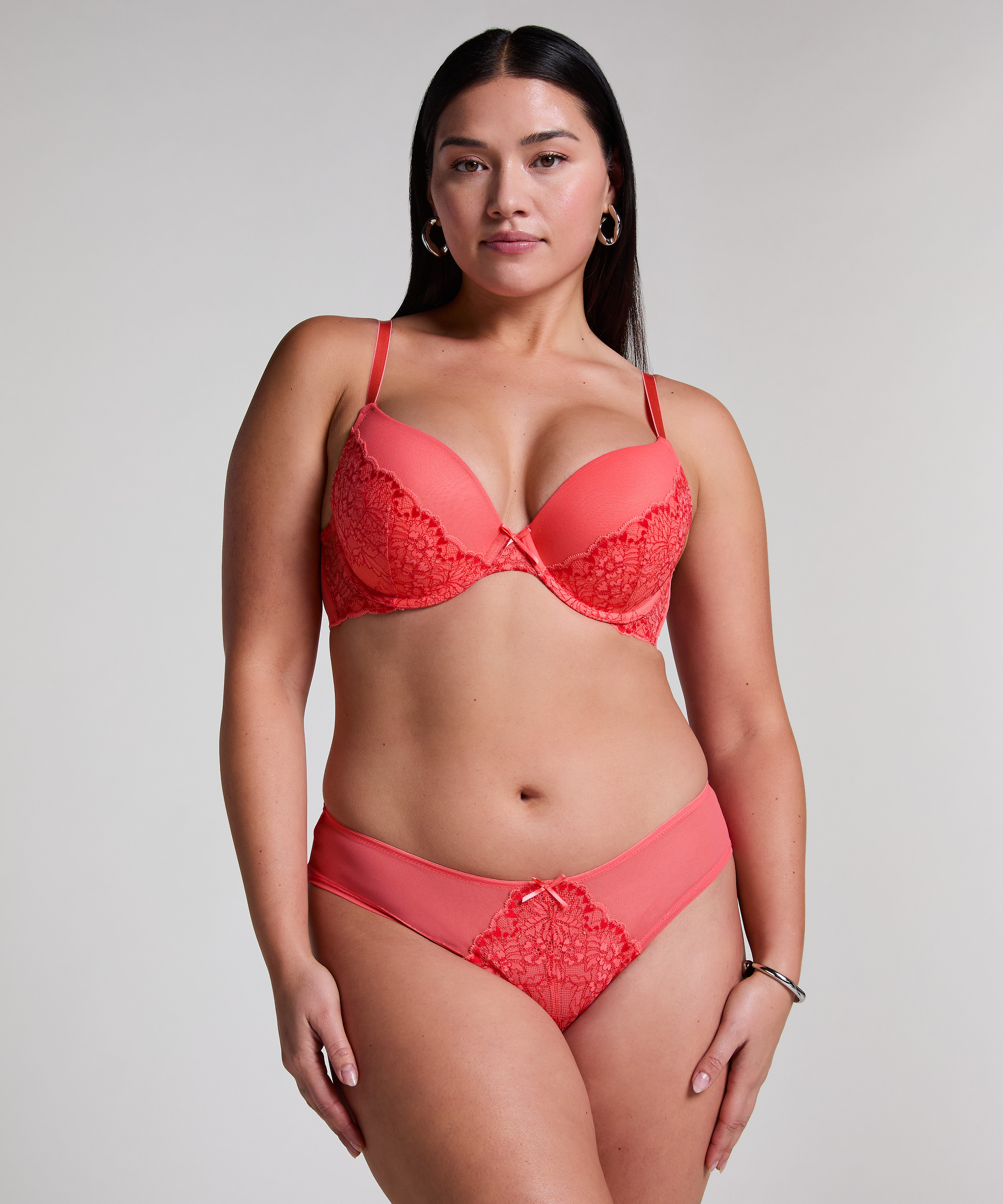 Soutien-gorge à armatures préformé push-up Cherry, Rose, main