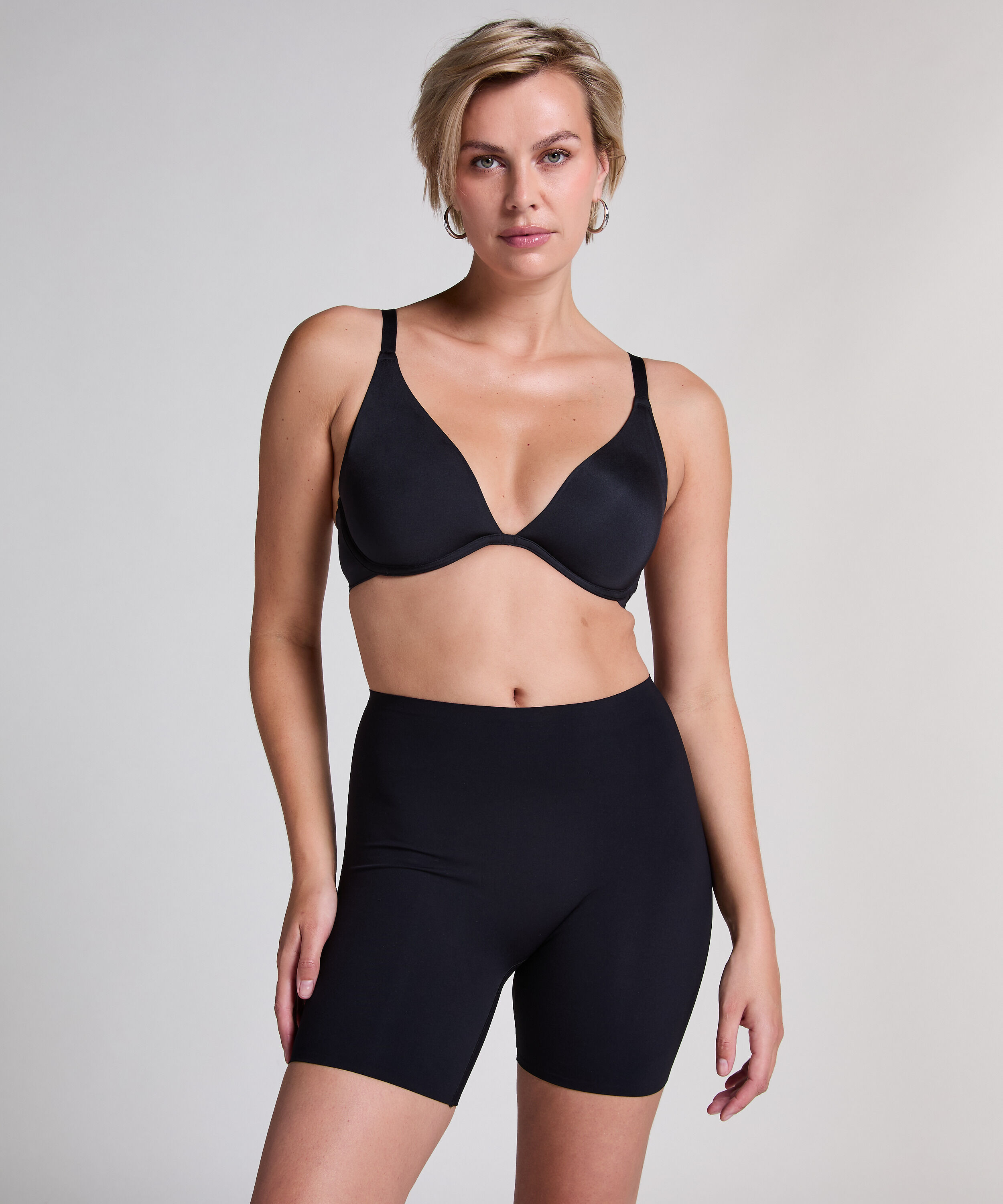 Short Smooth, Noir