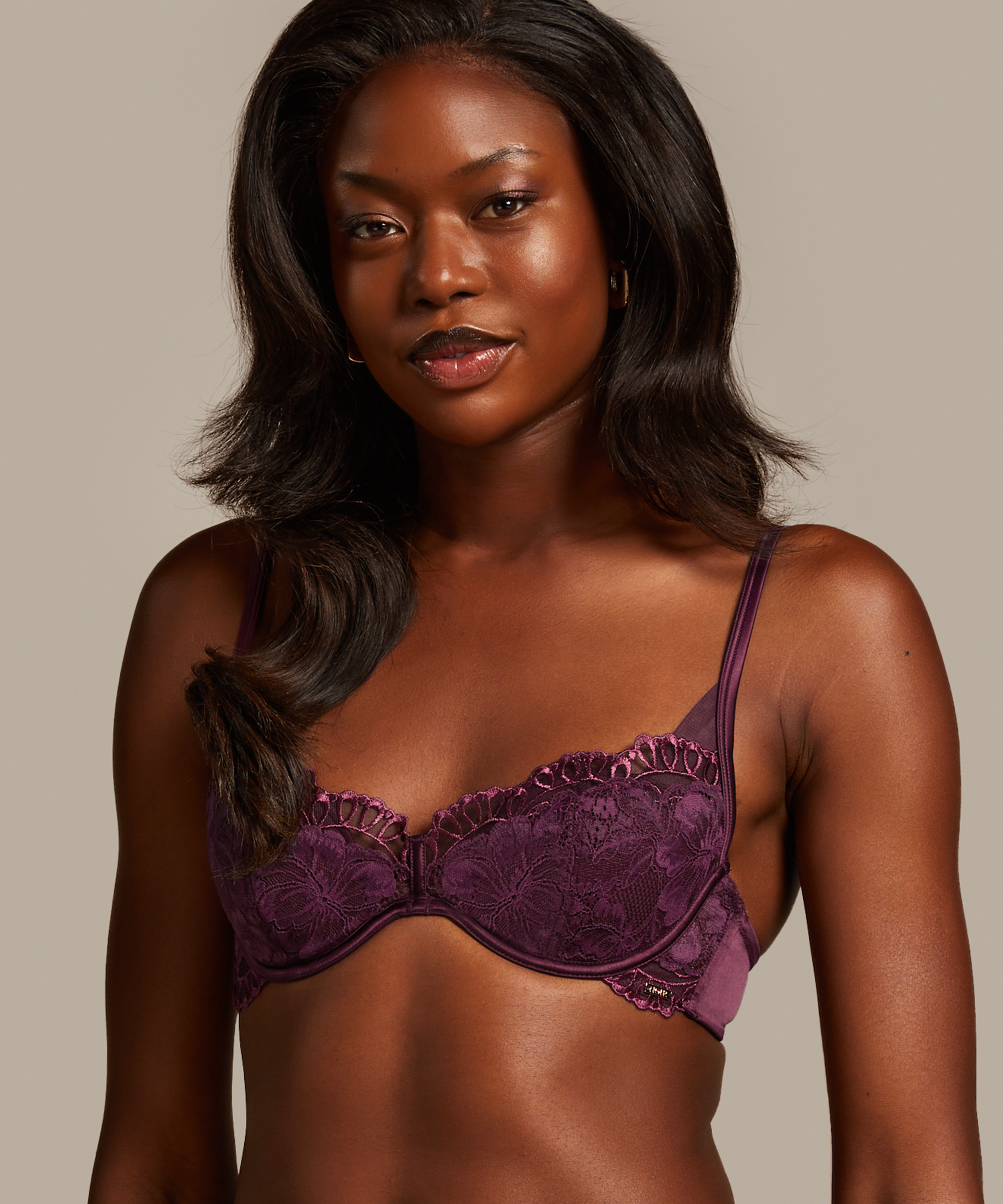 Soutien-gorge à armatures préformé Samra, Violet, main