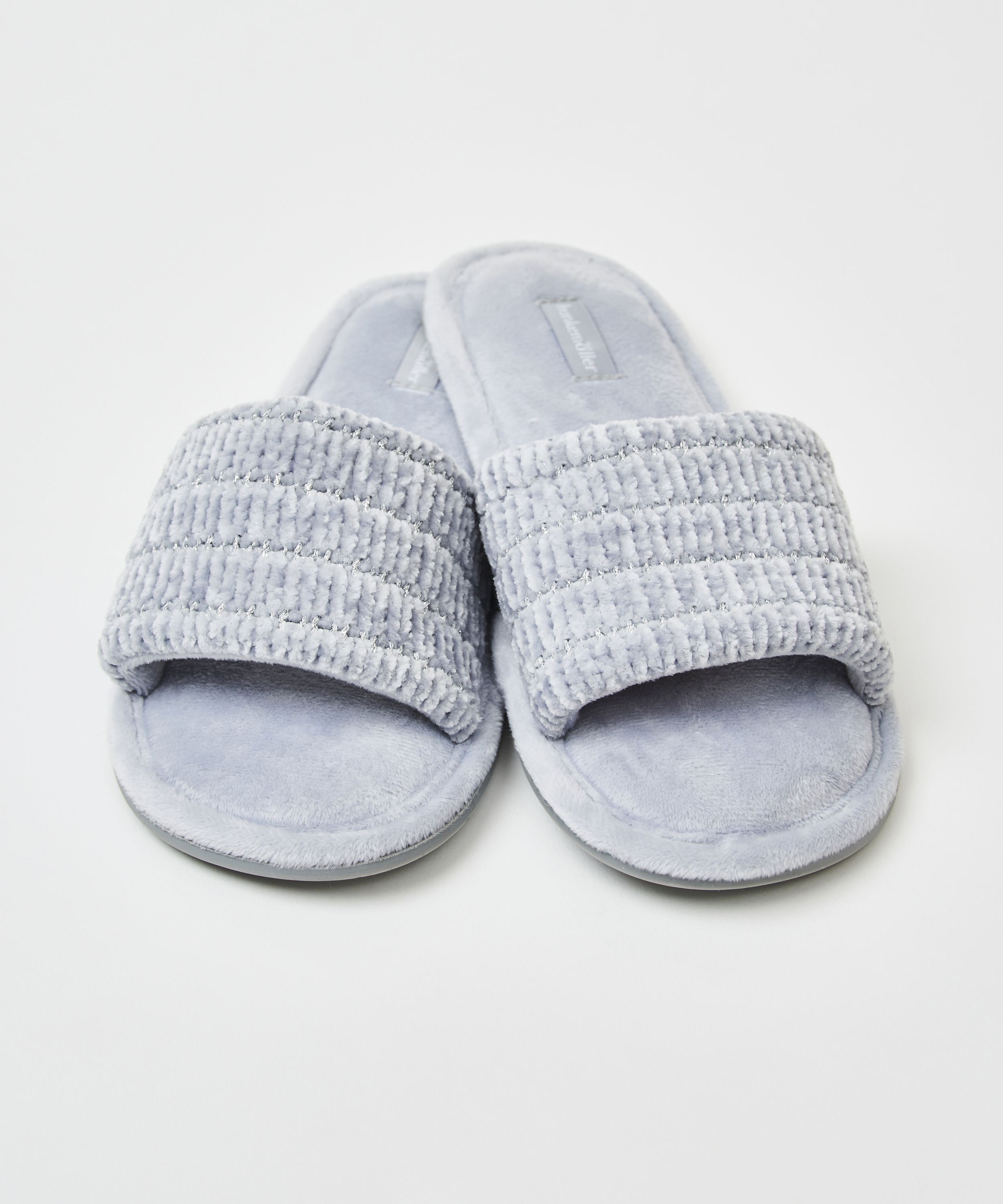 Tongs pour femmes, Gris, main