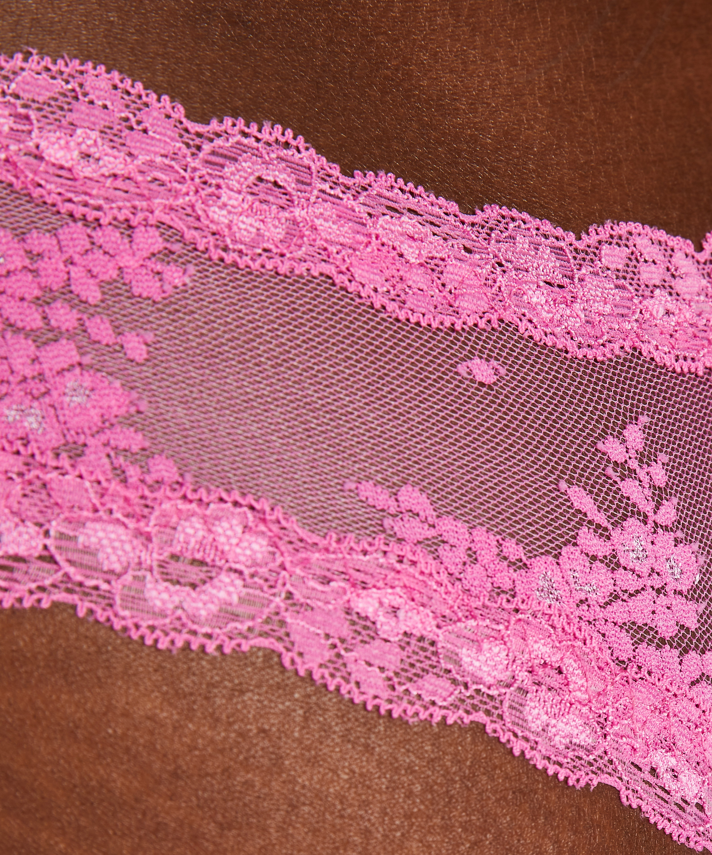 Slip brésilien V-shape mesh, Rose, main