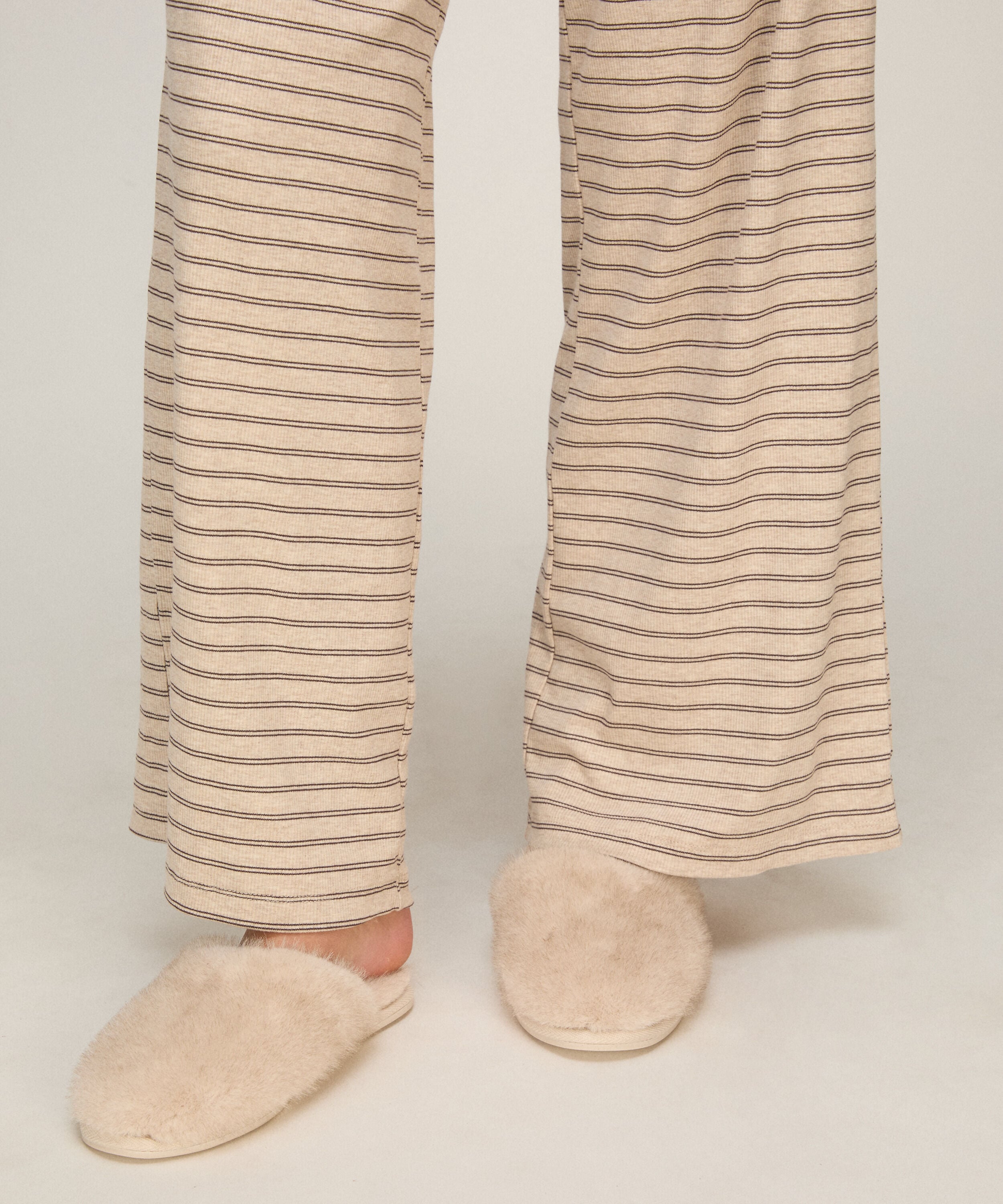 Chaussons Faux Fur, Gris