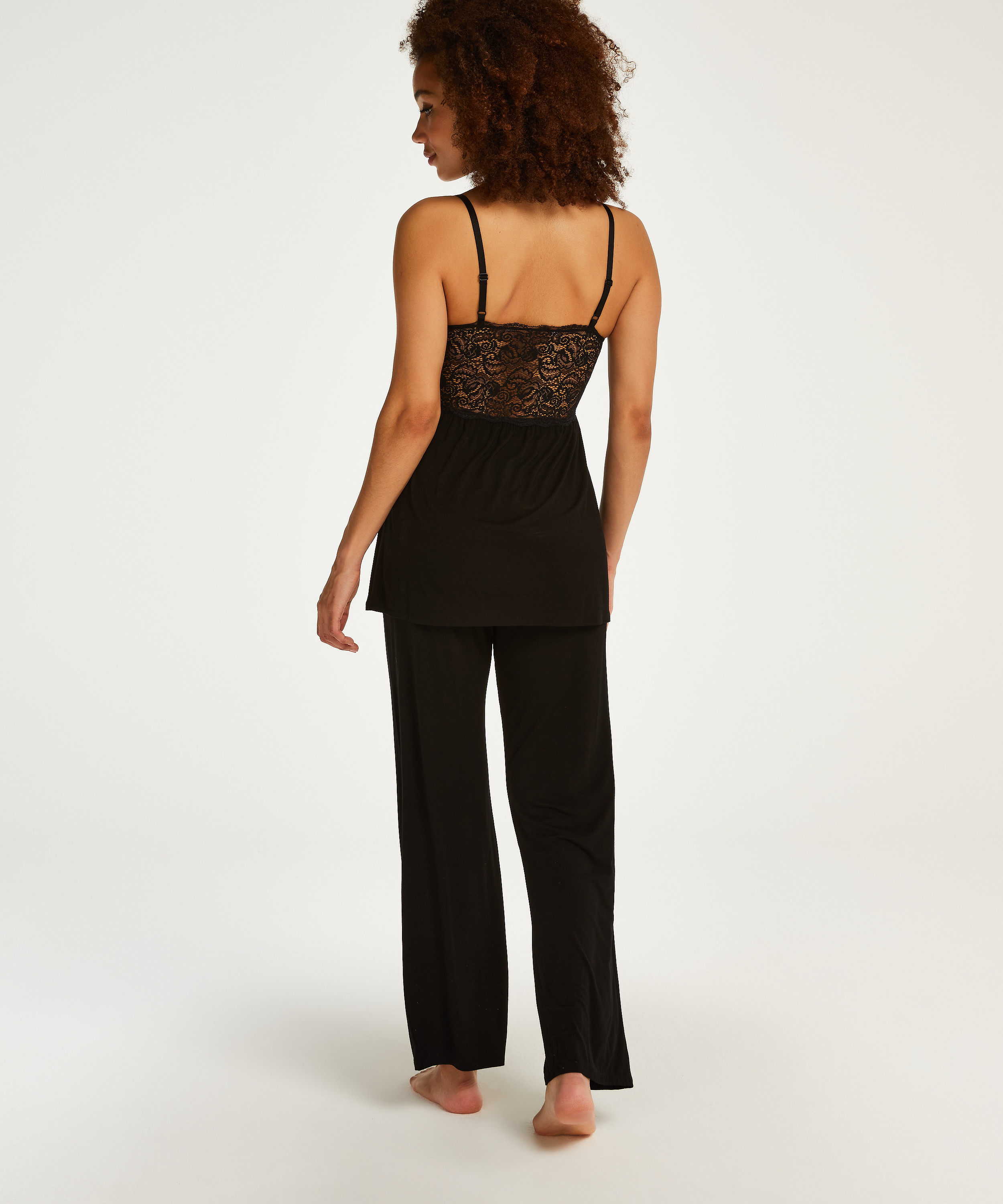 Tenue de pyjama Vera Lace, Noir, main