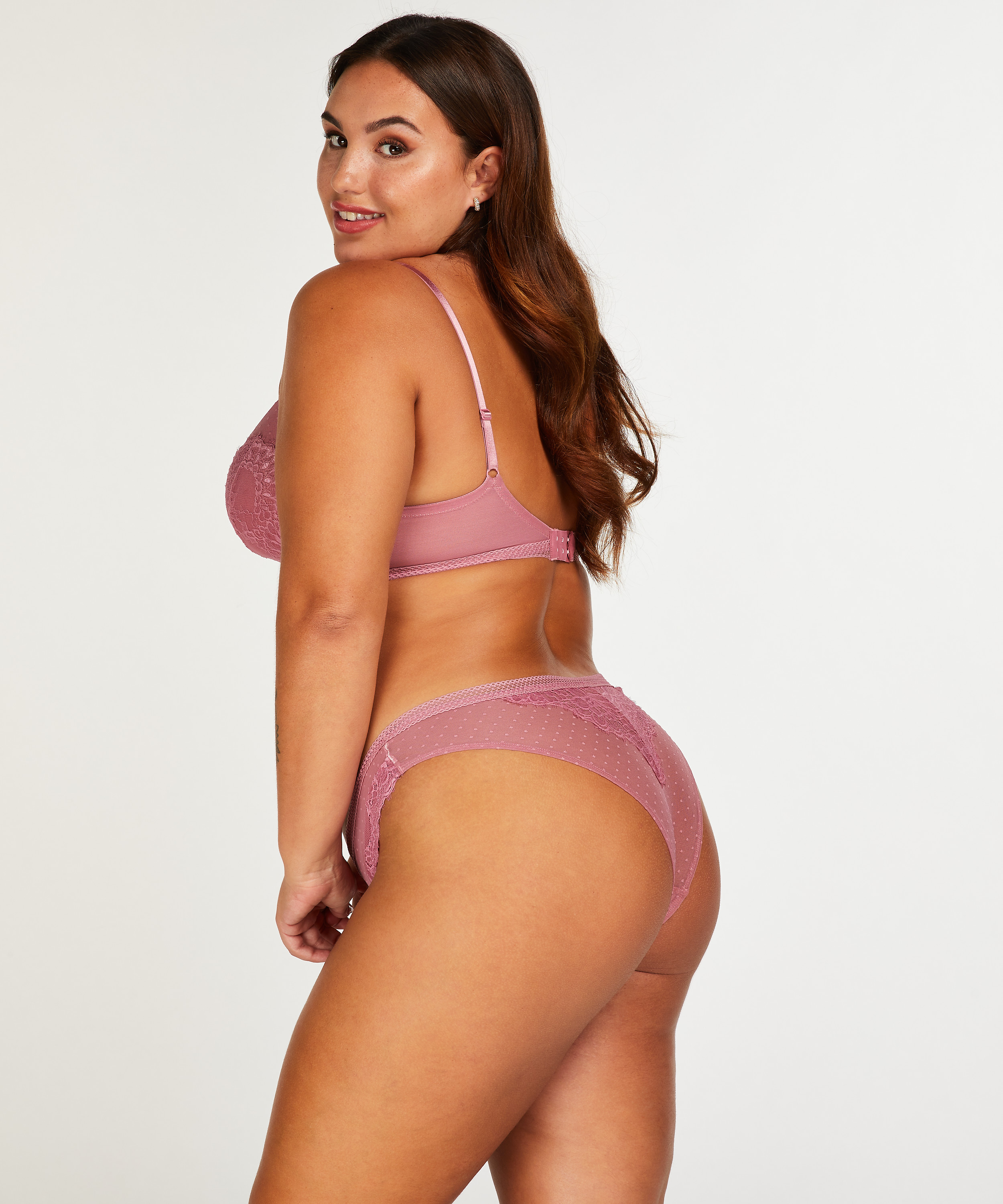 Soutien-gorge préformé sans armature Bessie Pink Ribbon, Rose, main