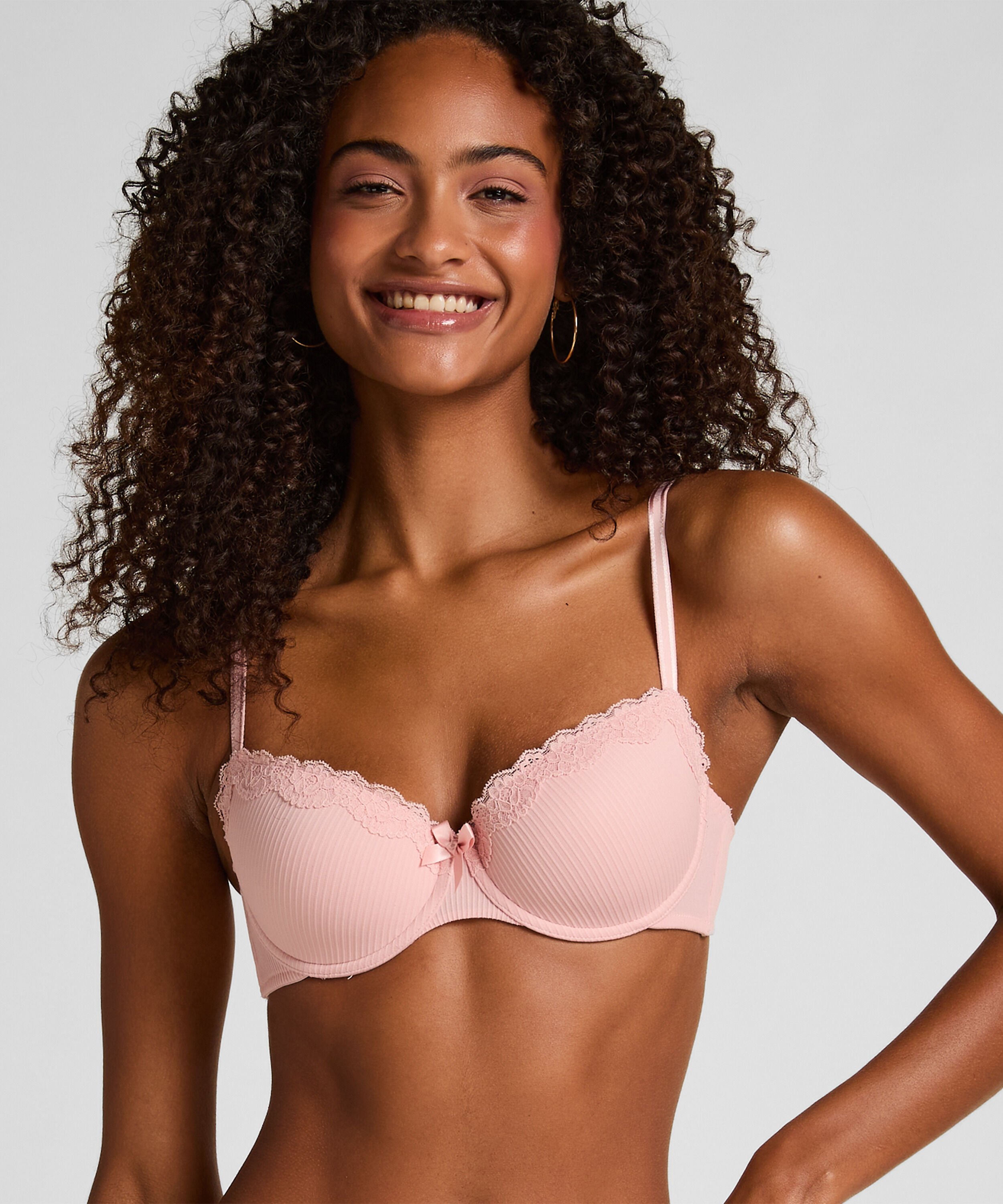 Soutien-gorge à armatures rembourré Lola, Rose