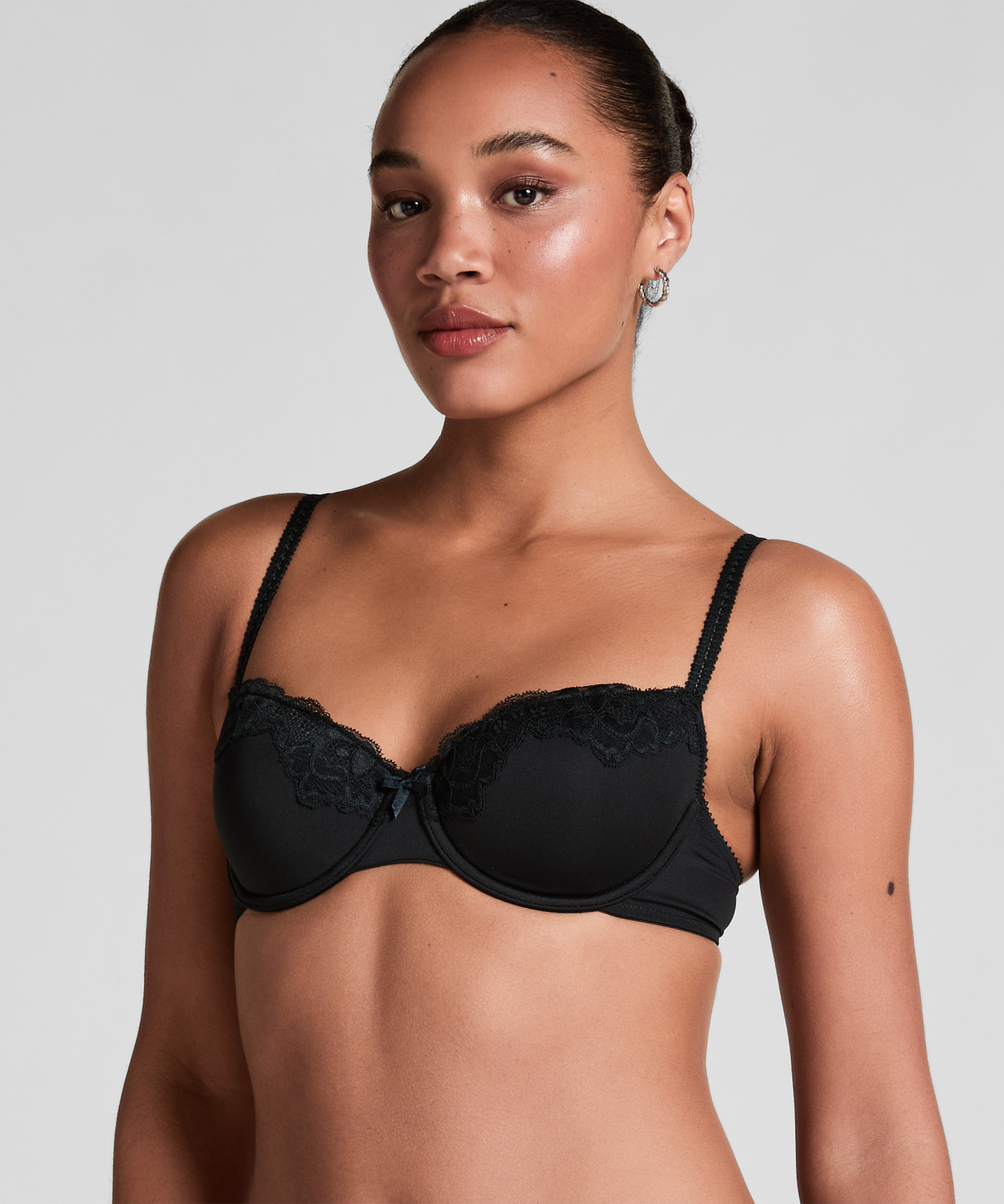 Soutien-gorge &agrave; armatures pr&eacute;form&eacute; Secret Lace, Noir, main