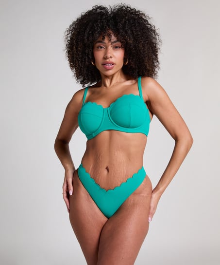 Slip de Bikini Échancrés Scallop, Vert